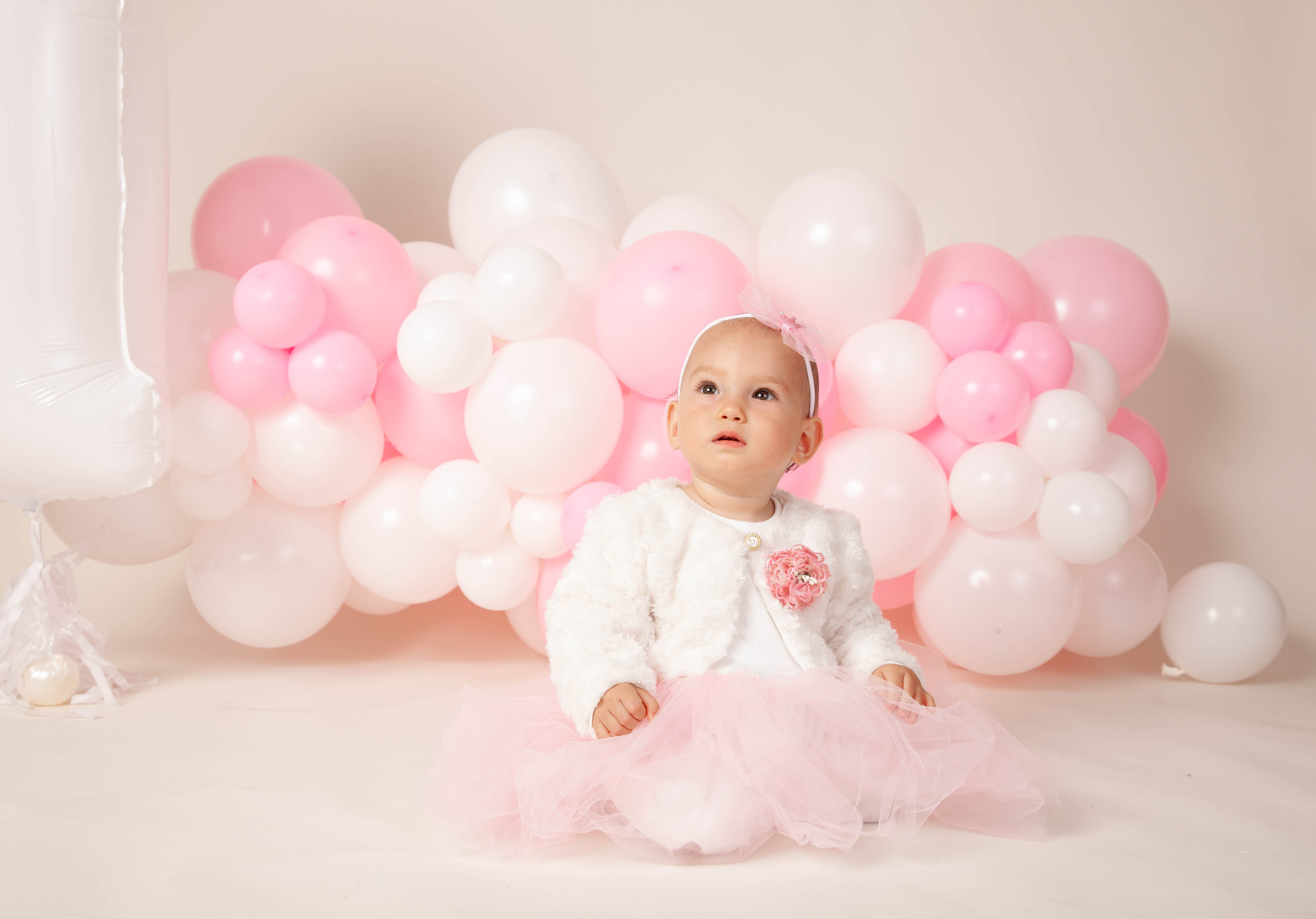 Праздничная фотосессия годовасия. Фотограф в Железнодорожном и Балашихе