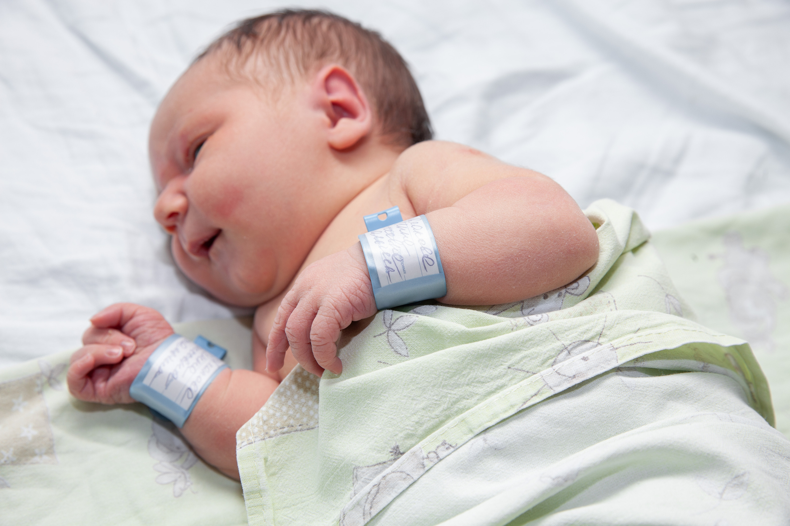 Выписка из роддома. Фотограф в Железнодорожном и Балашихе