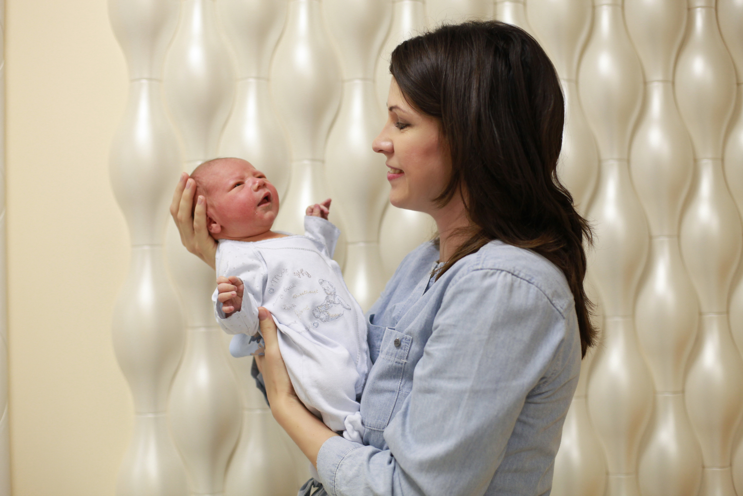 Выписка из роддома. Фотограф в Железнодорожном и Балашихе