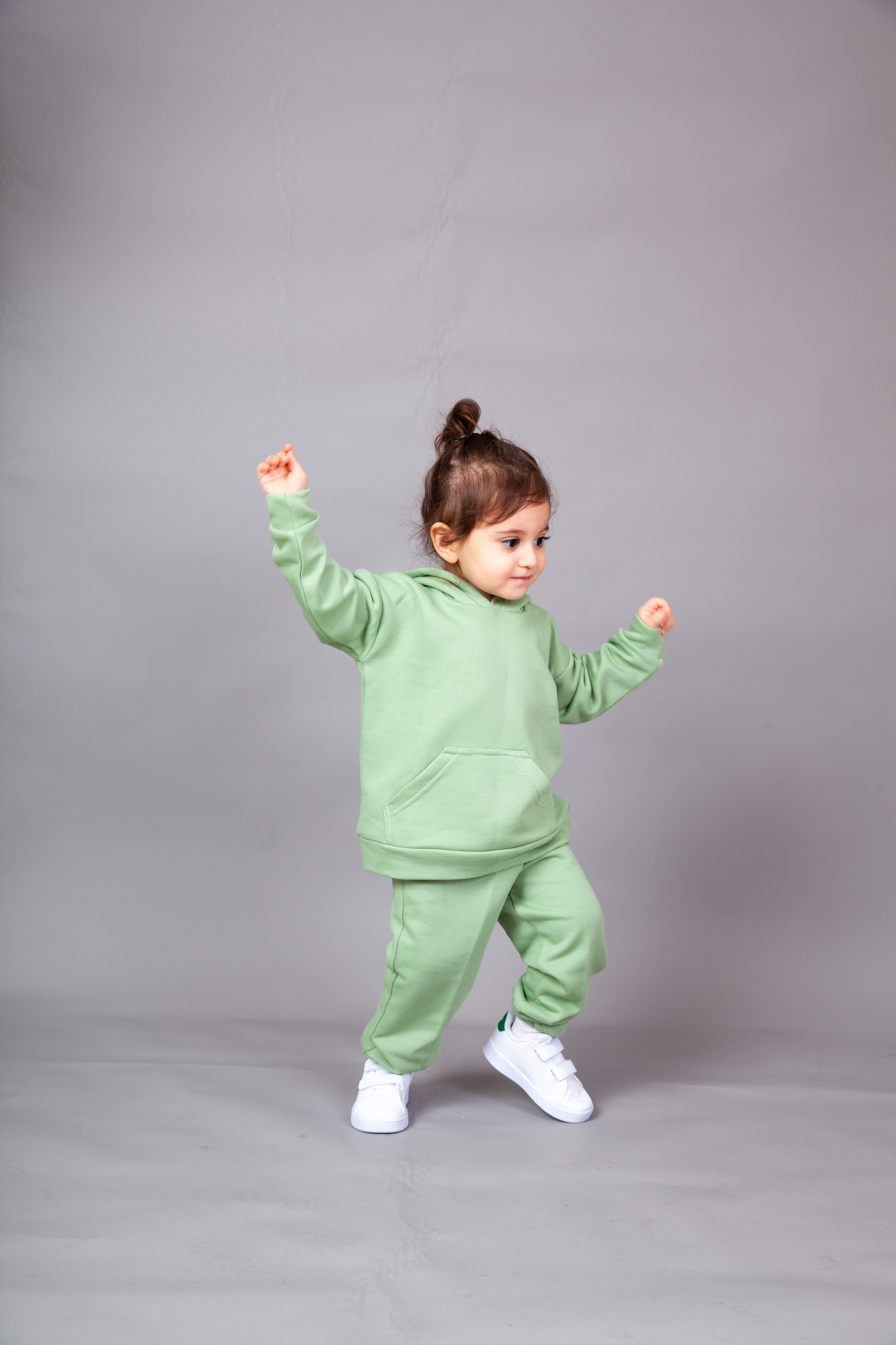 Съемка для магазина одежды. Фотограф в Железнодорожном и Балашихе