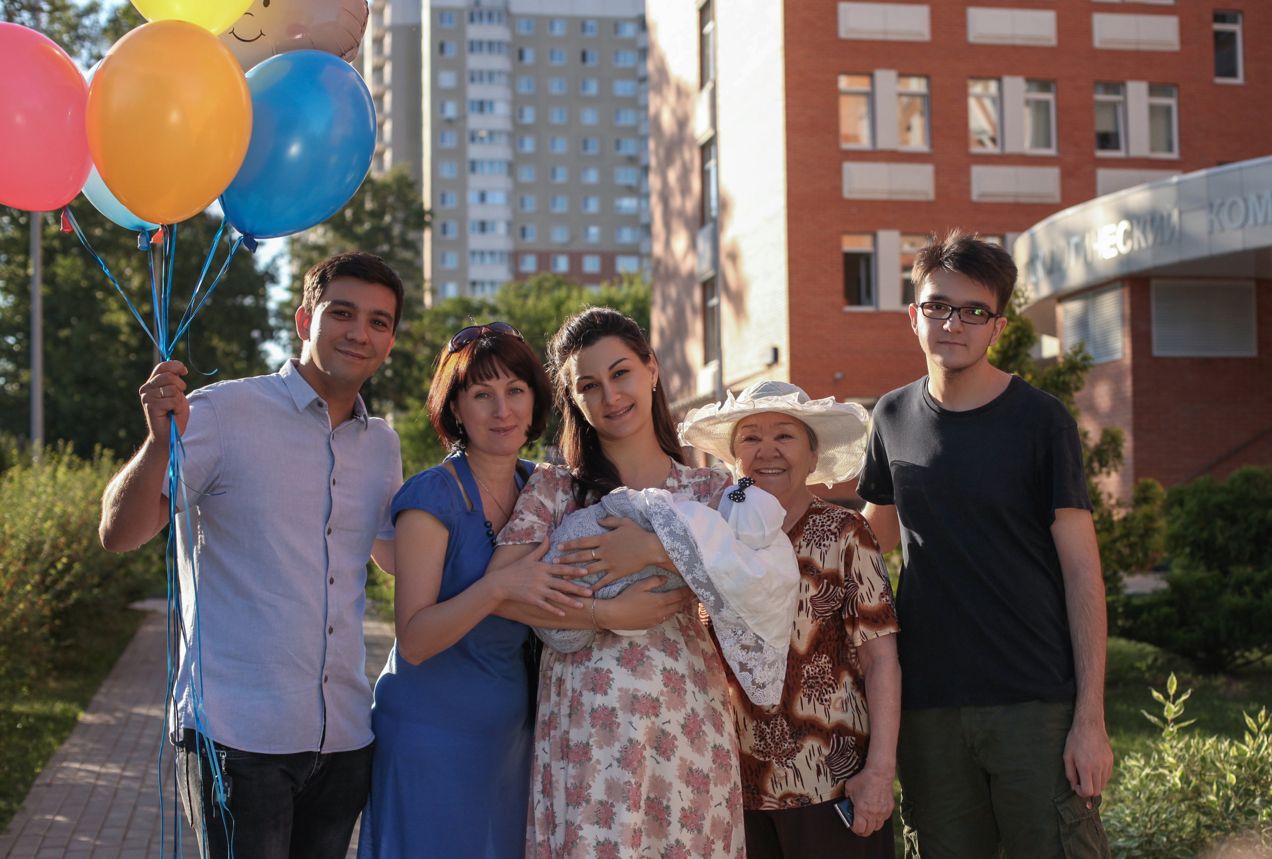 Выписка из роддома. Фотограф в Железнодорожном и Балашихе