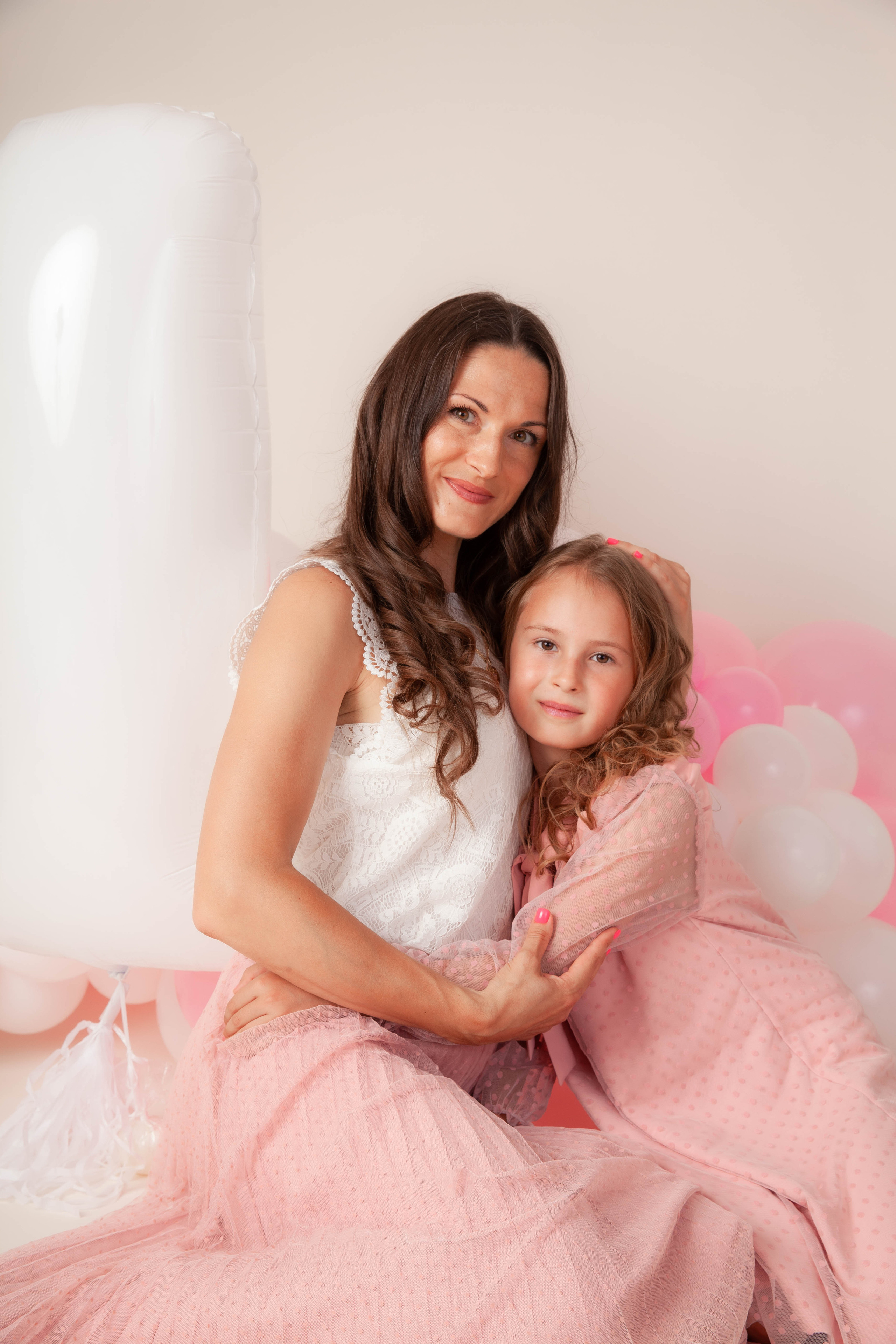 Праздничная фотосессия годовасия. Фотограф в Железнодорожном и Балашихе