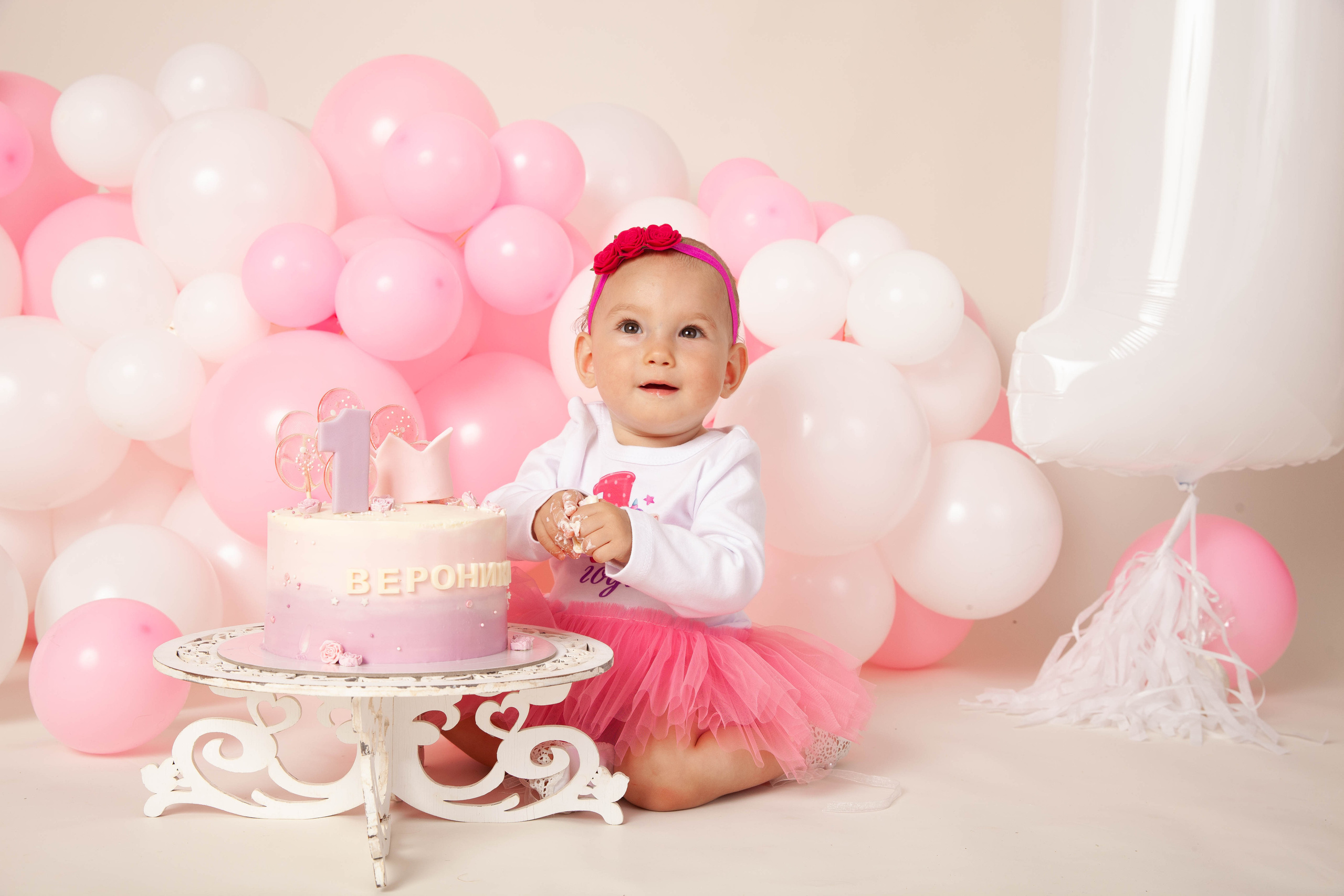 Праздничная фотосессия годовасия. Фотограф в Железнодорожном и Балашихе