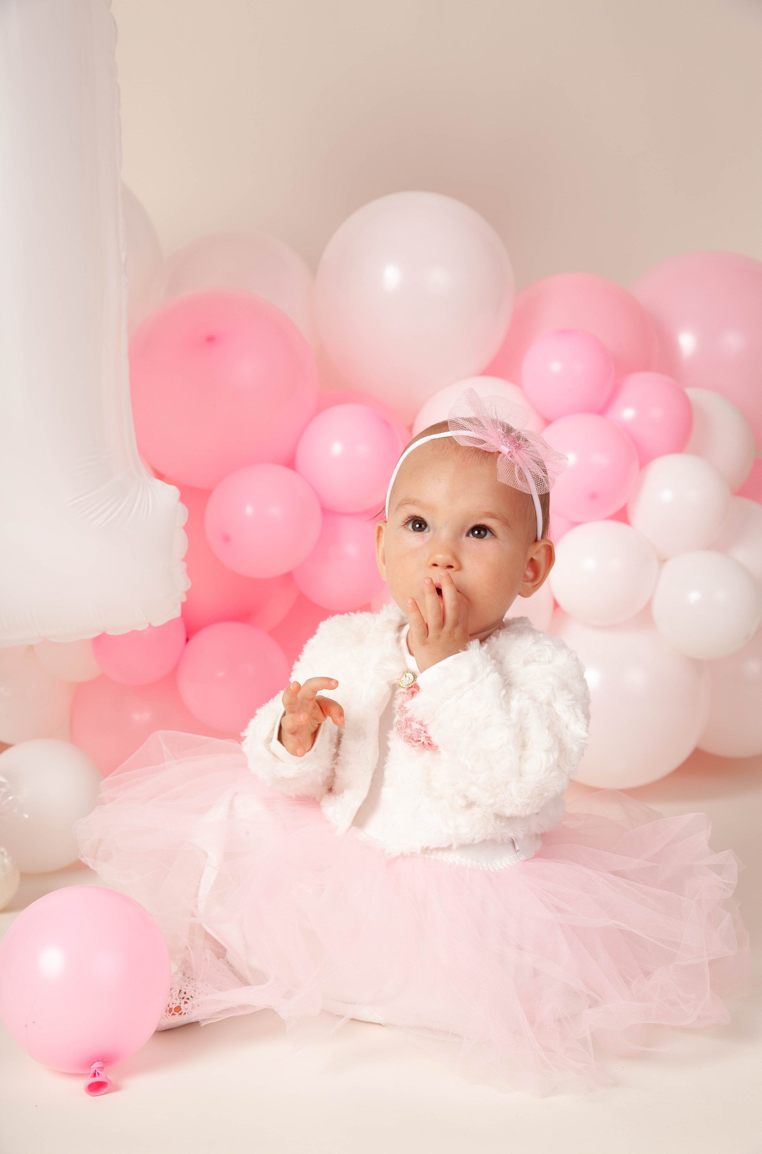 Праздничная фотосессия годовасия. Фотограф в Железнодорожном и Балашихе