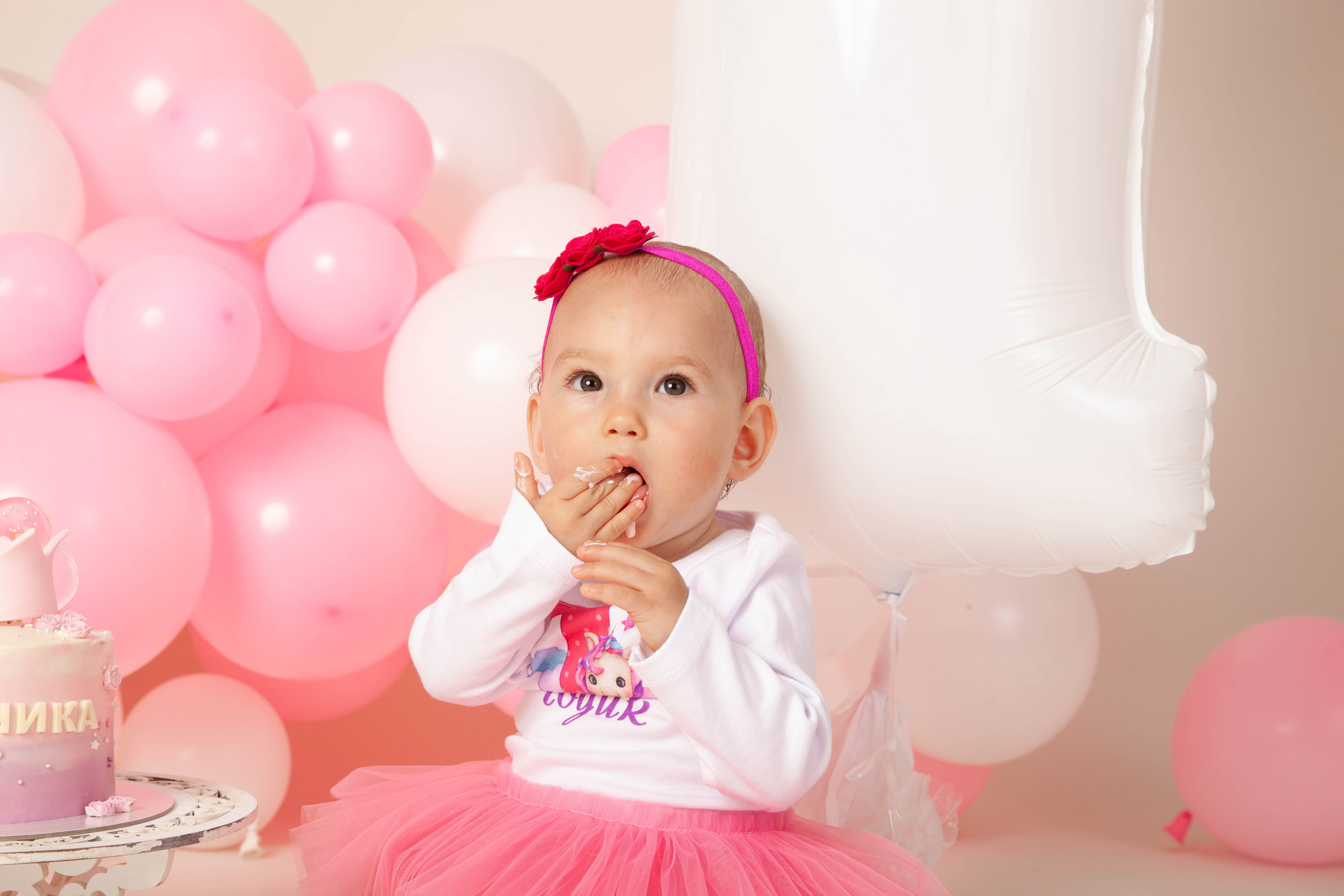 Праздничная фотосессия годовасия. Фотограф в Железнодорожном и Балашихе