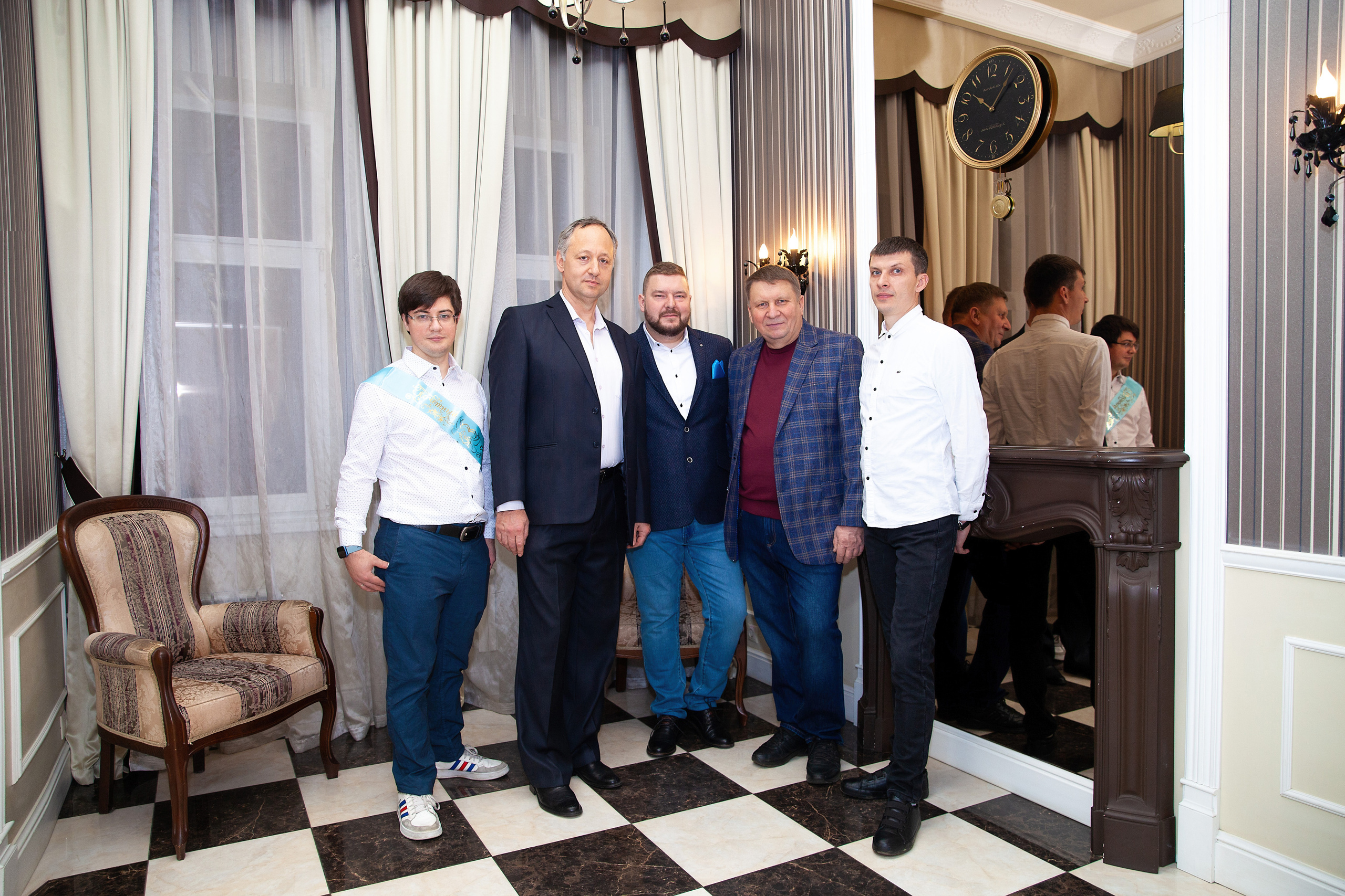 фото в комнате жениха Балашиха