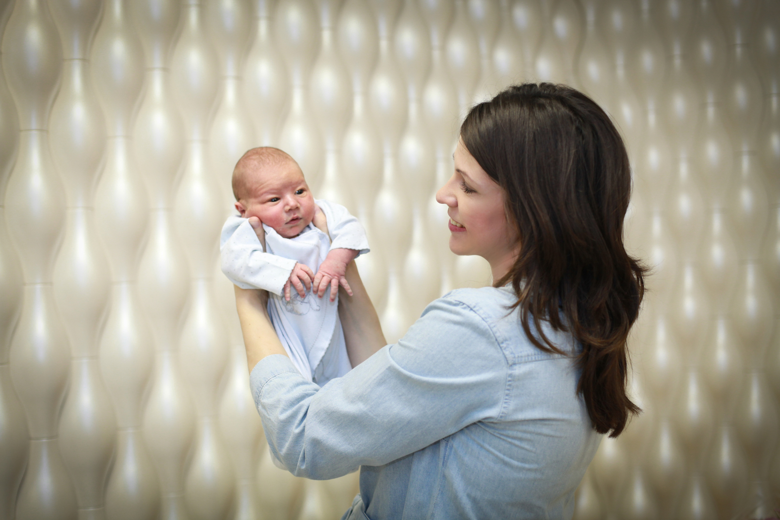 Выписка из роддома. Фотограф в Железнодорожном и Балашихе