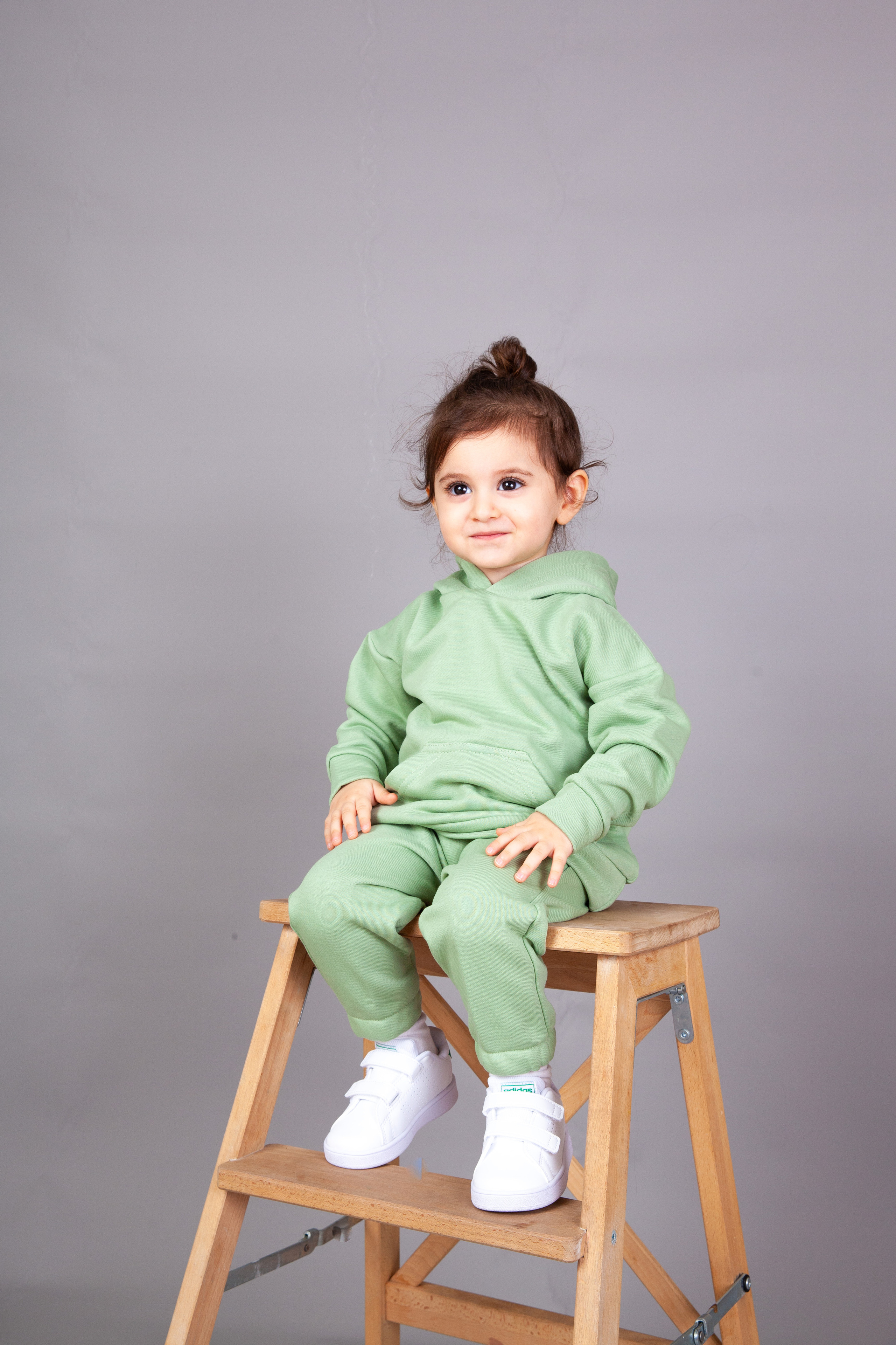 Съемка для магазина одежды. Фотограф в Железнодорожном и Балашихе