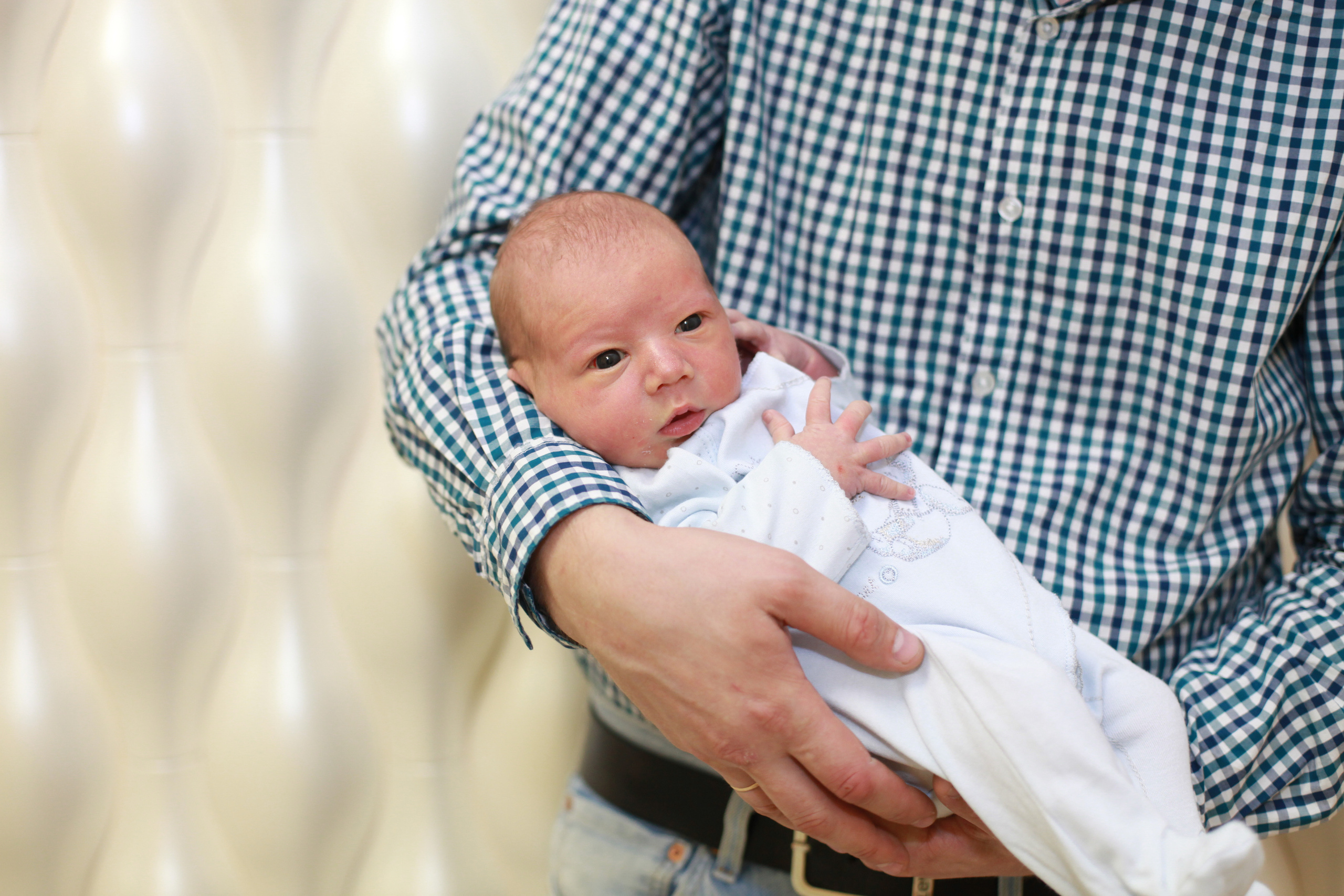 Выписка из роддома. Фотограф в Железнодорожном и Балашихе