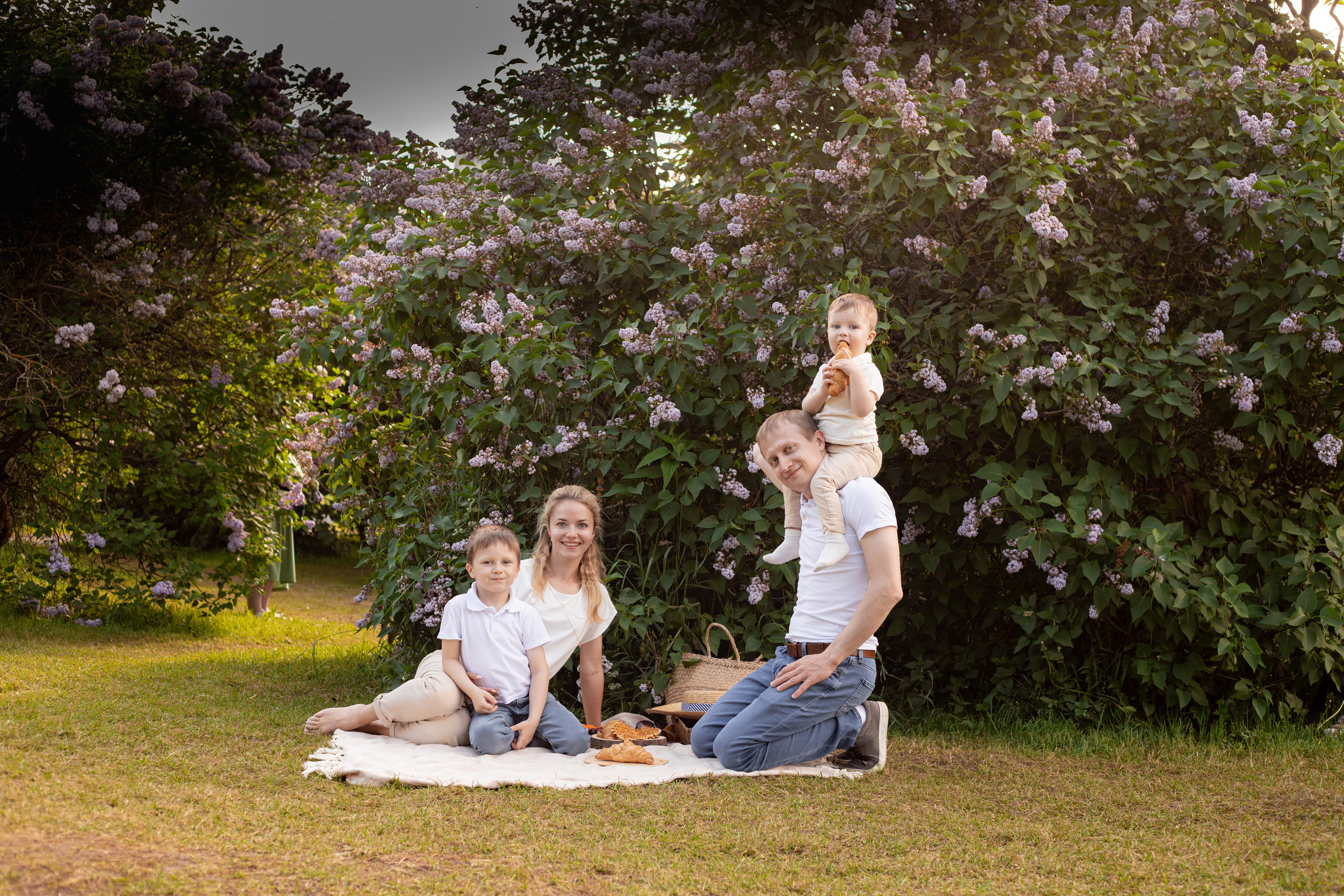 пикник в Сиреневом саду