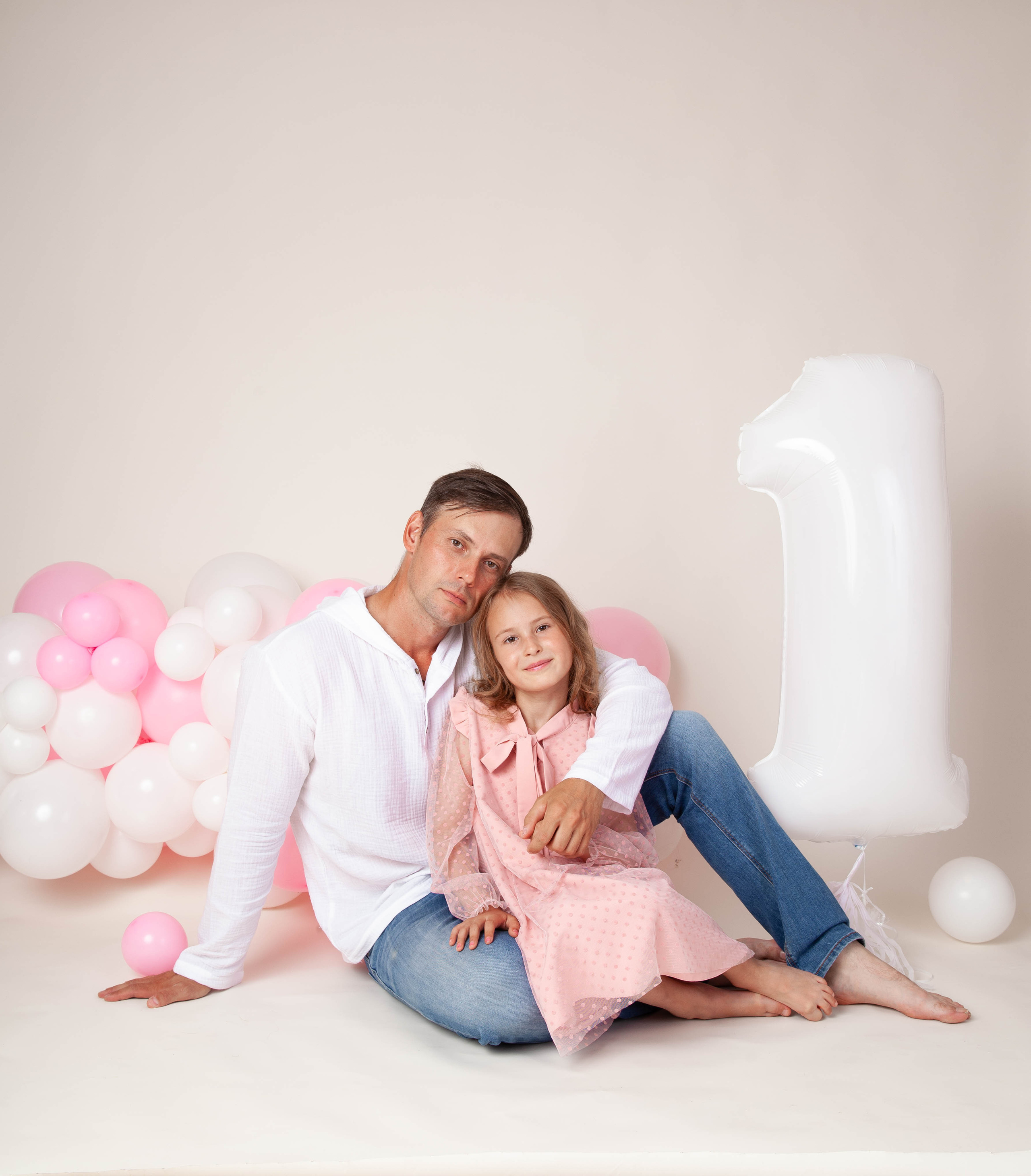 Праздничная фотосессия годовасия. Фотограф в Железнодорожном и Балашихе