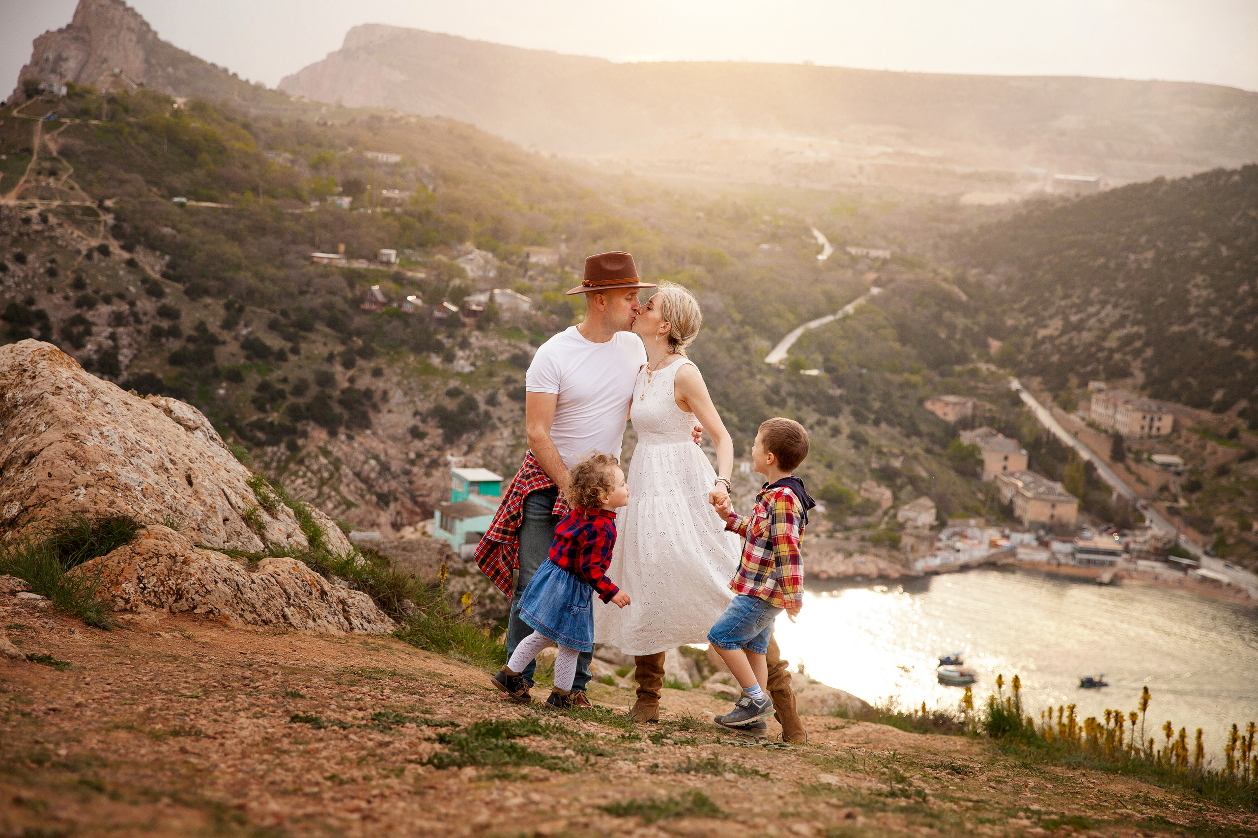 семья на закате