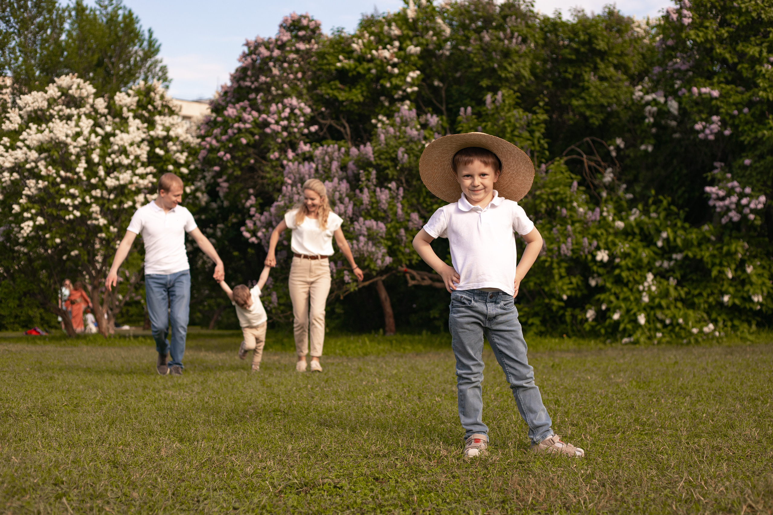 сын в шляпе