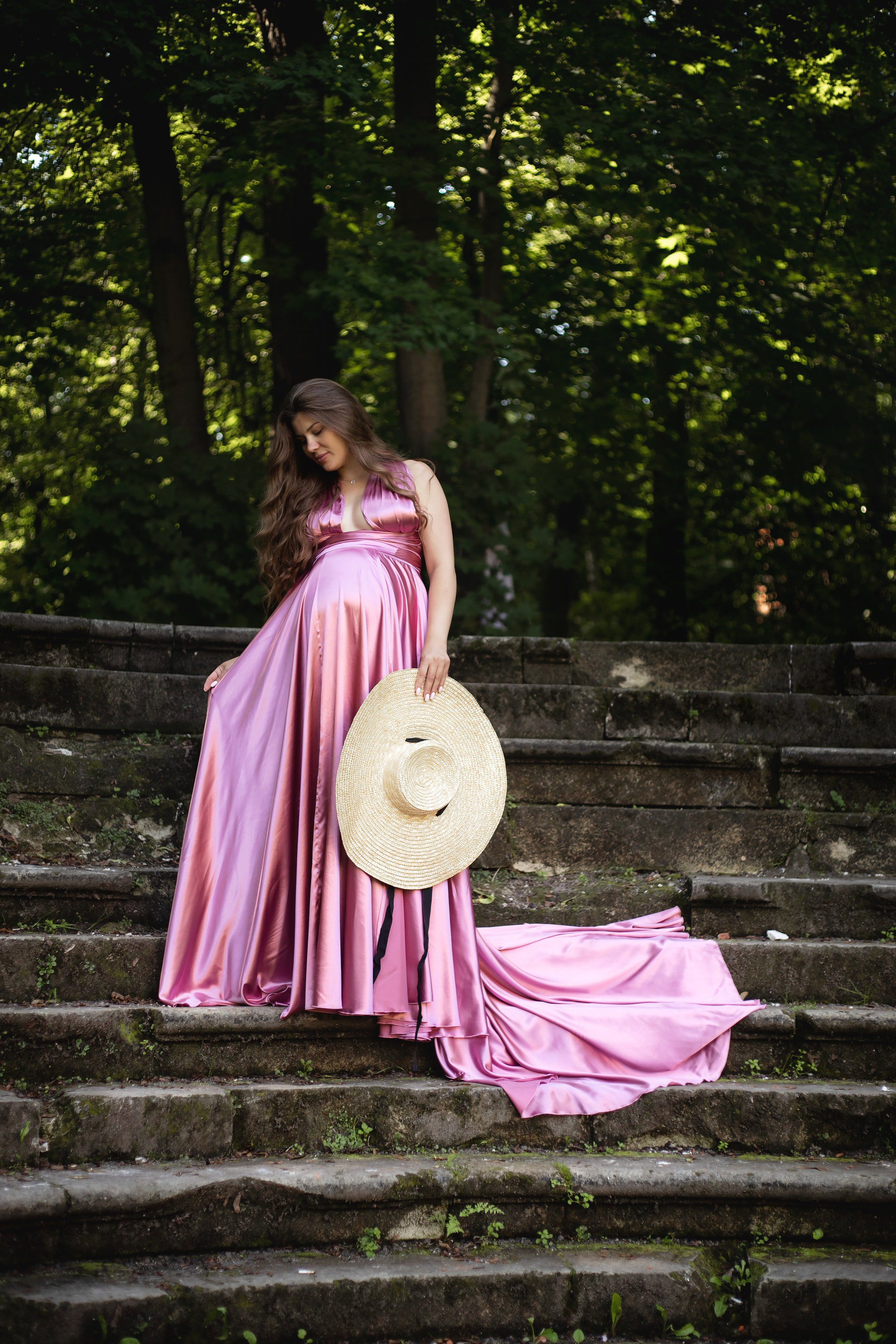 Розовое платье для беременных