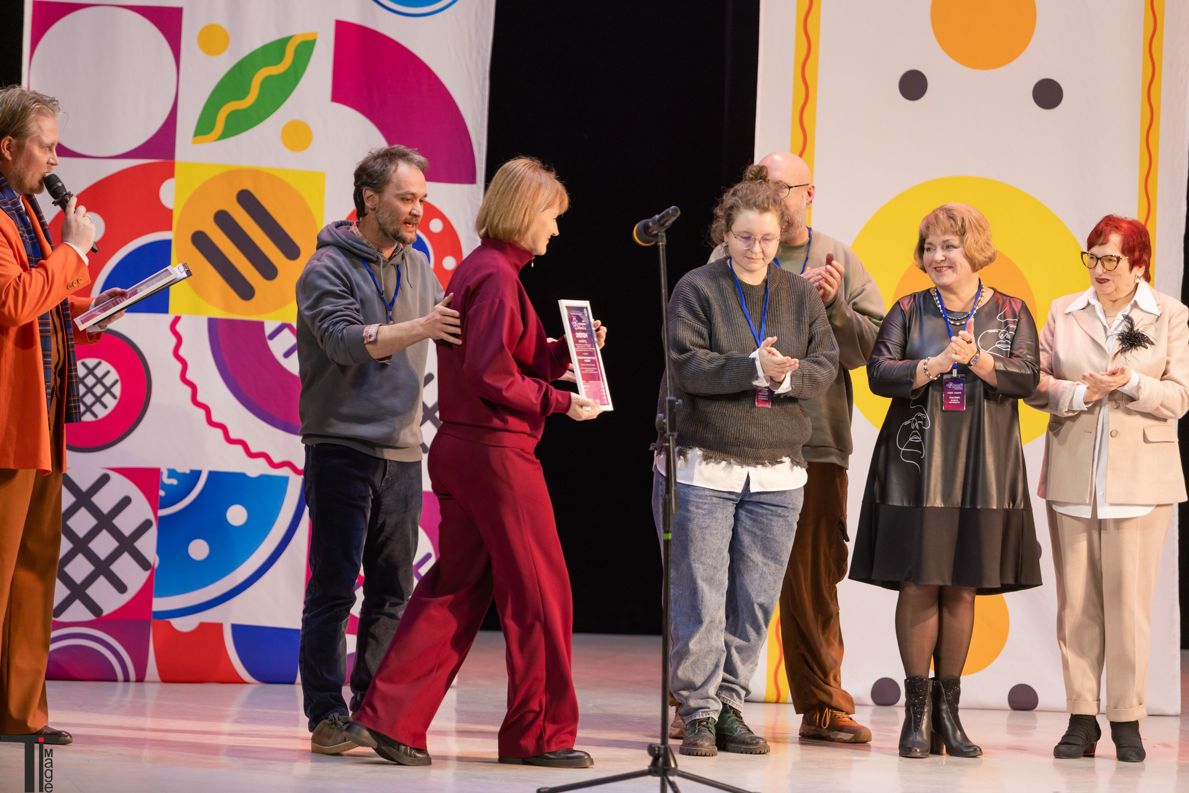 Театральная Вятка 2025. Имидж Технологии — репортажная фотография в Кирове Кировской области. Производство сувенирных магнитов, заливных этикеток и значков