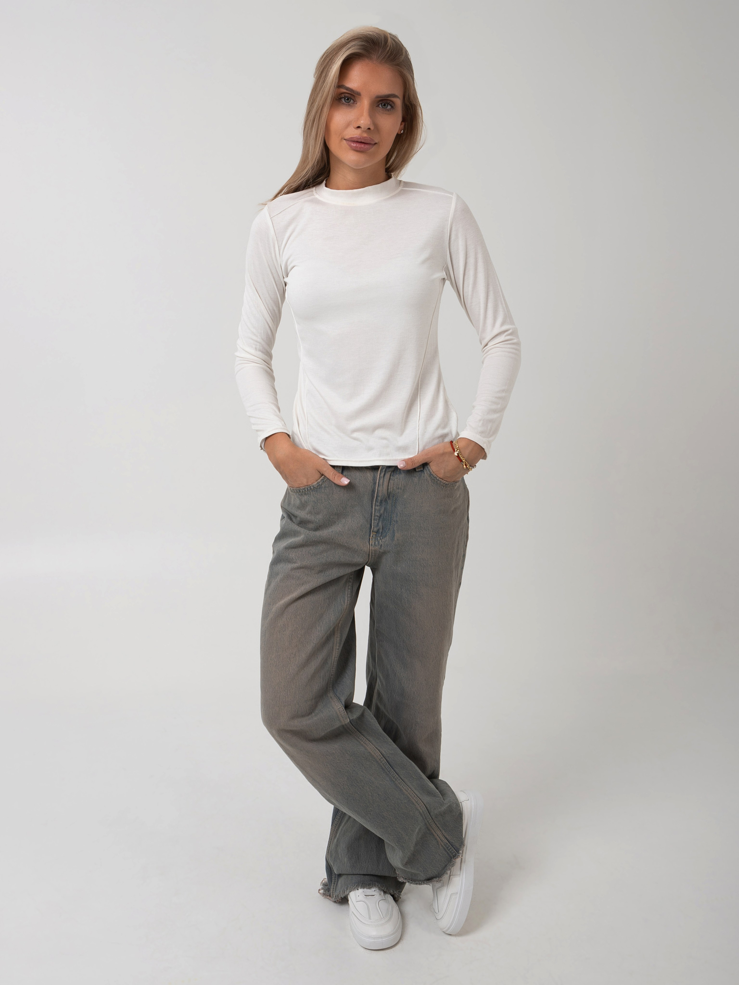 Модельная. Главная