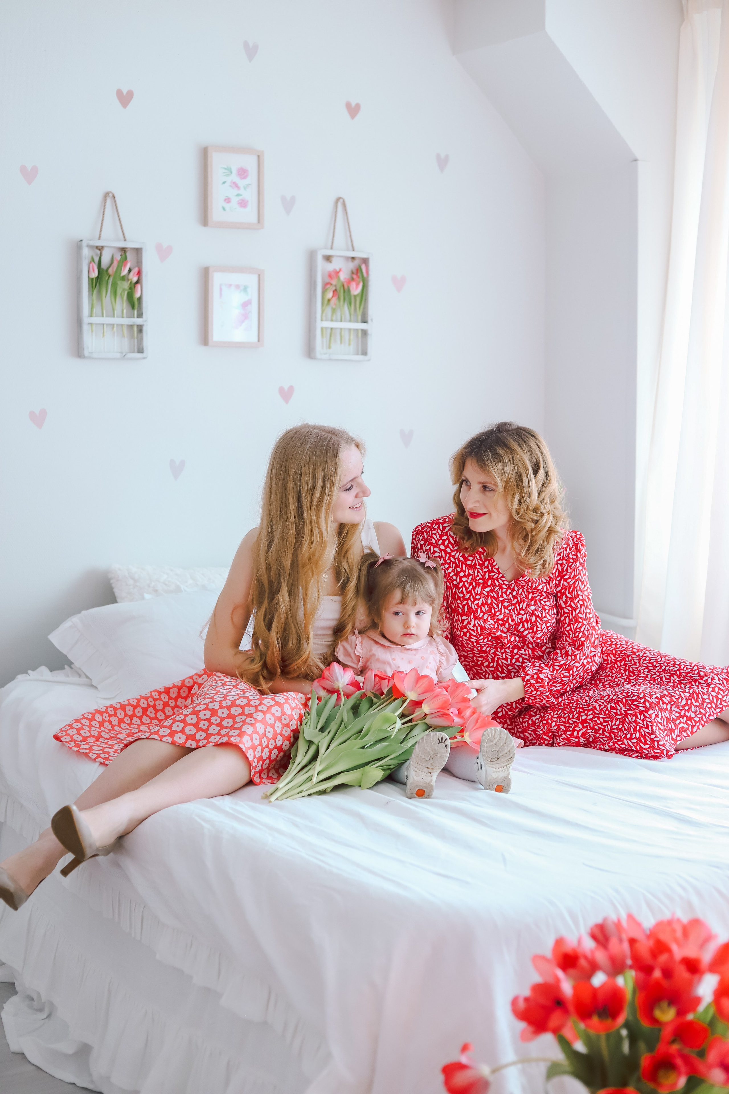 Зал «Caramel» с цветами. Фотостудия LIGHT в Люберцах