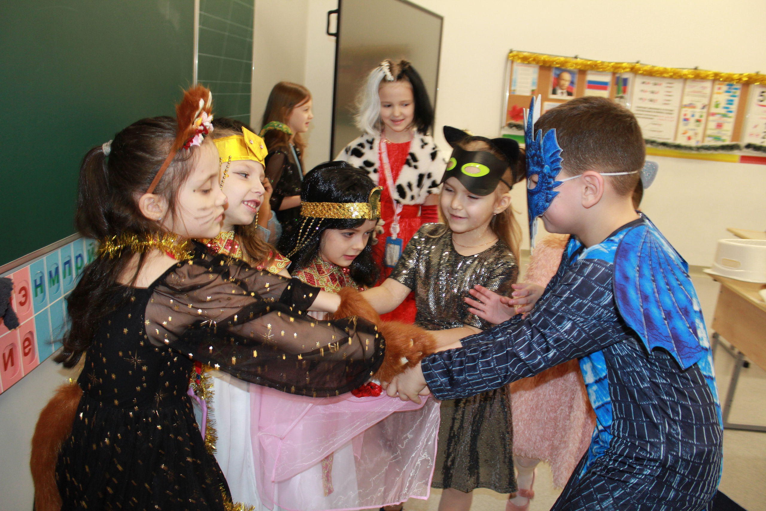 Праздники, мероприятия (Новогодний карнавал 2024-2025). Портфолио