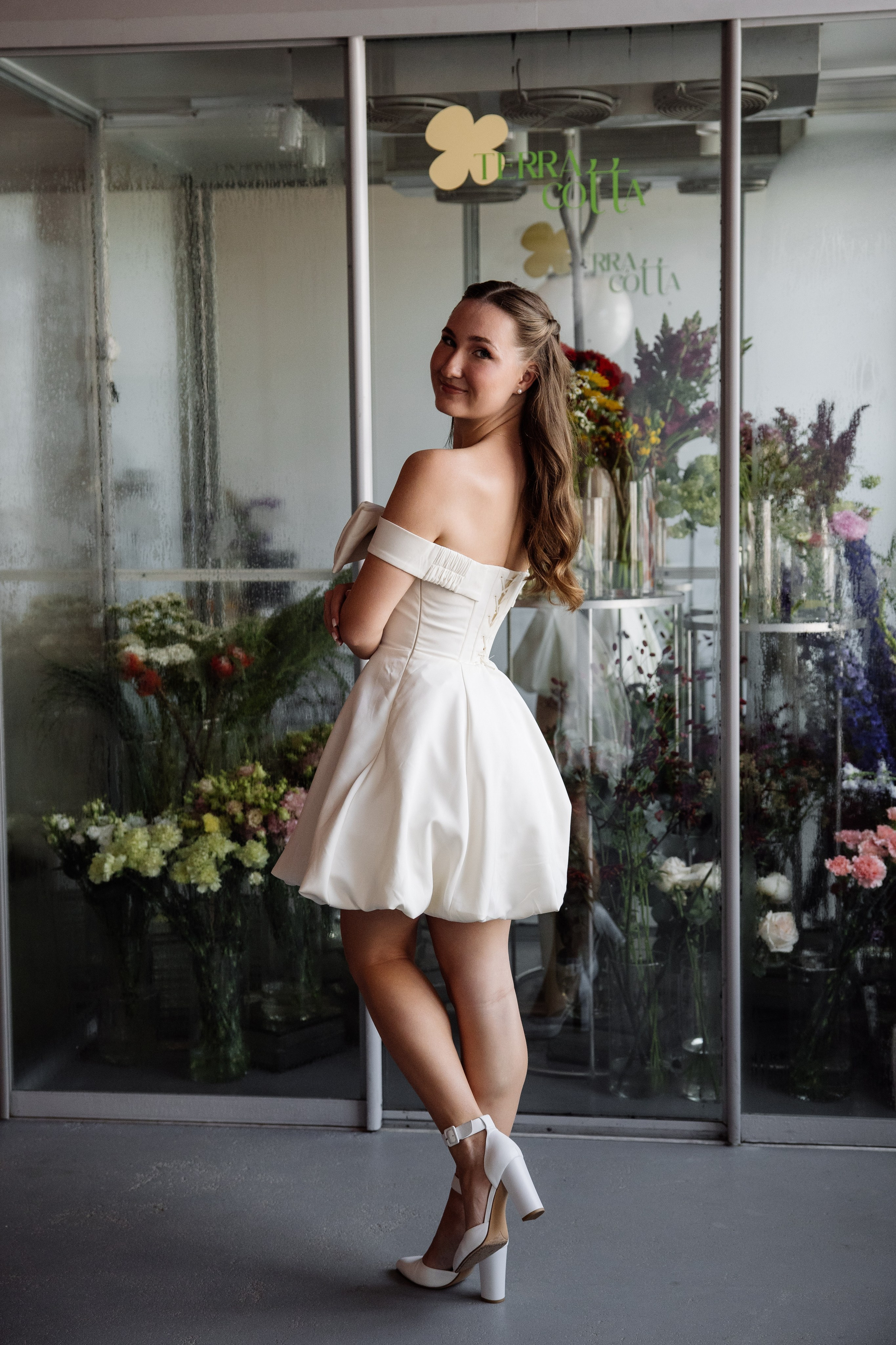 Арине 18. Свадебный фотограф