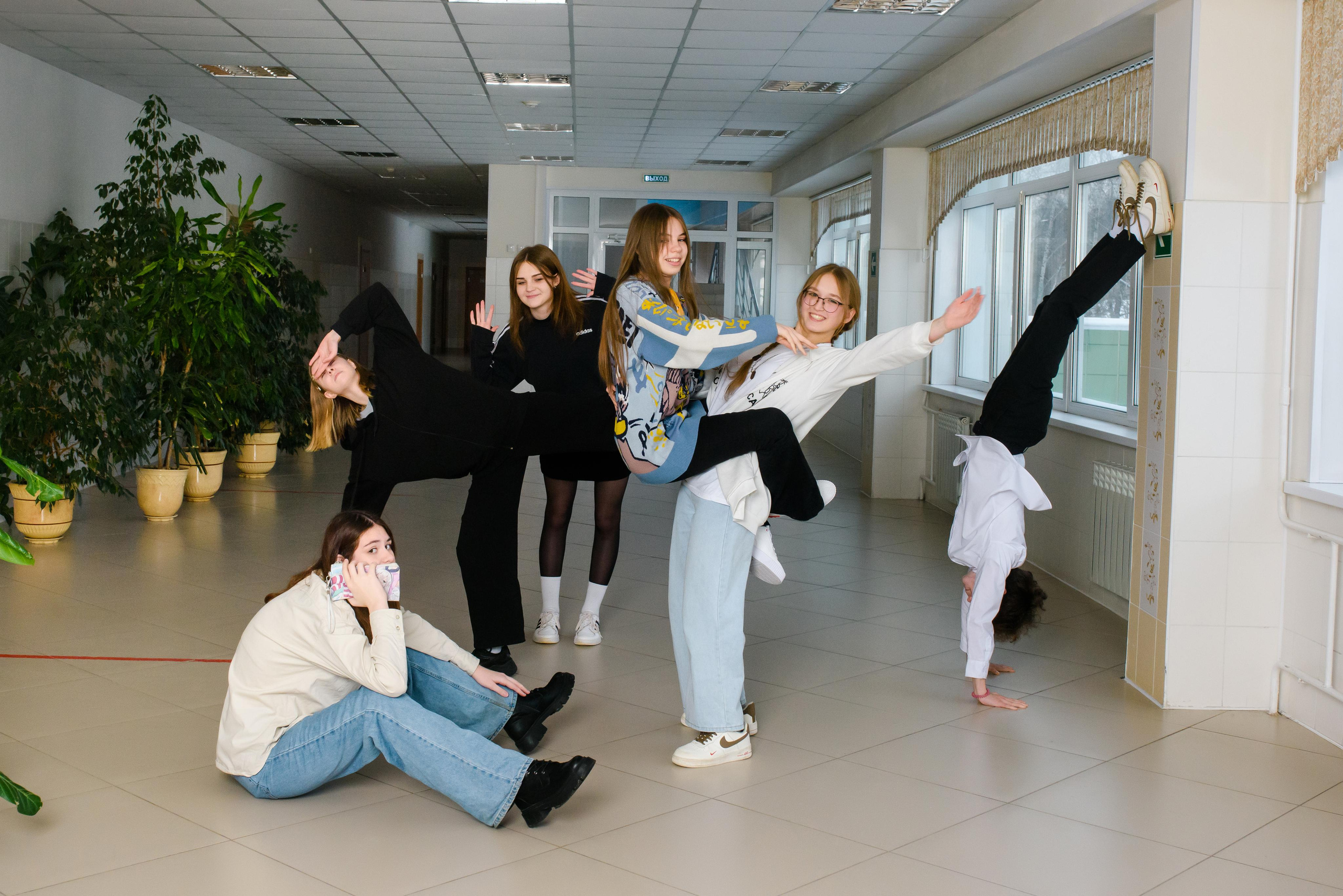 Выпускные альбомы для 9 и 11 классов. Студия выпускных альбомов Ольги Галкиной. Томск