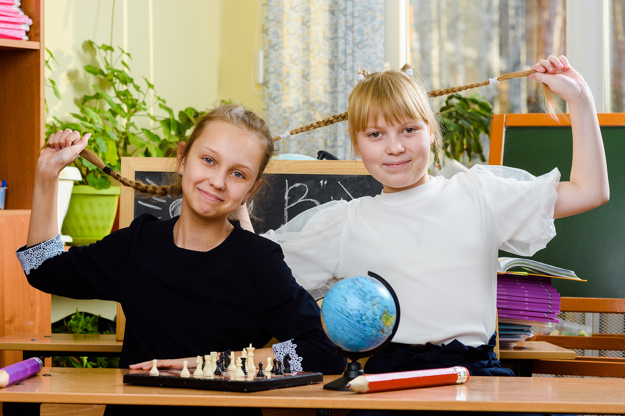 Школьная фотосессия в Томске. Студия выпускных альбомов Ольги Галкиной. Томск
