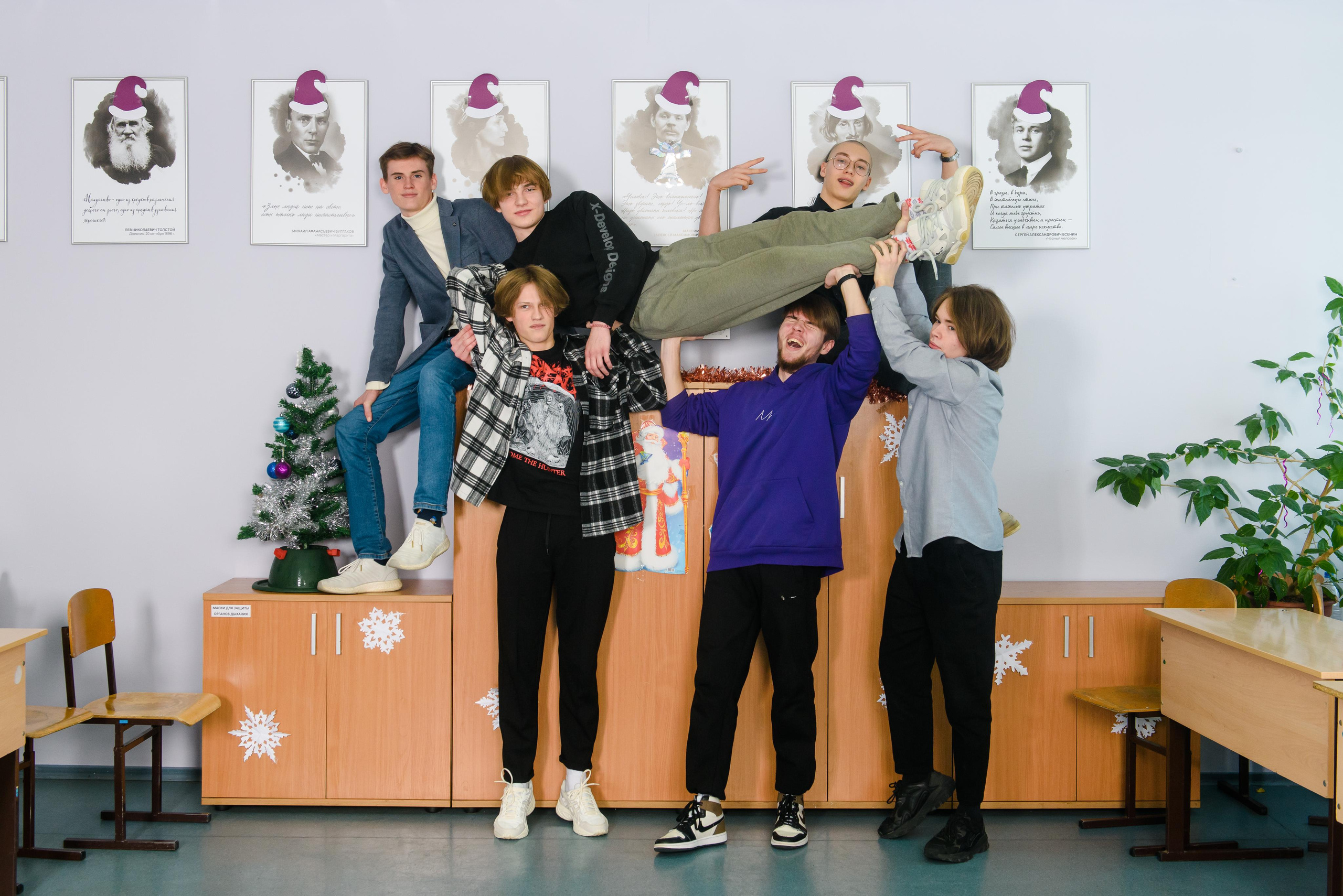 Выпускные альбомы для 9 и 11 классов. Студия выпускных альбомов Ольги Галкиной. Томск