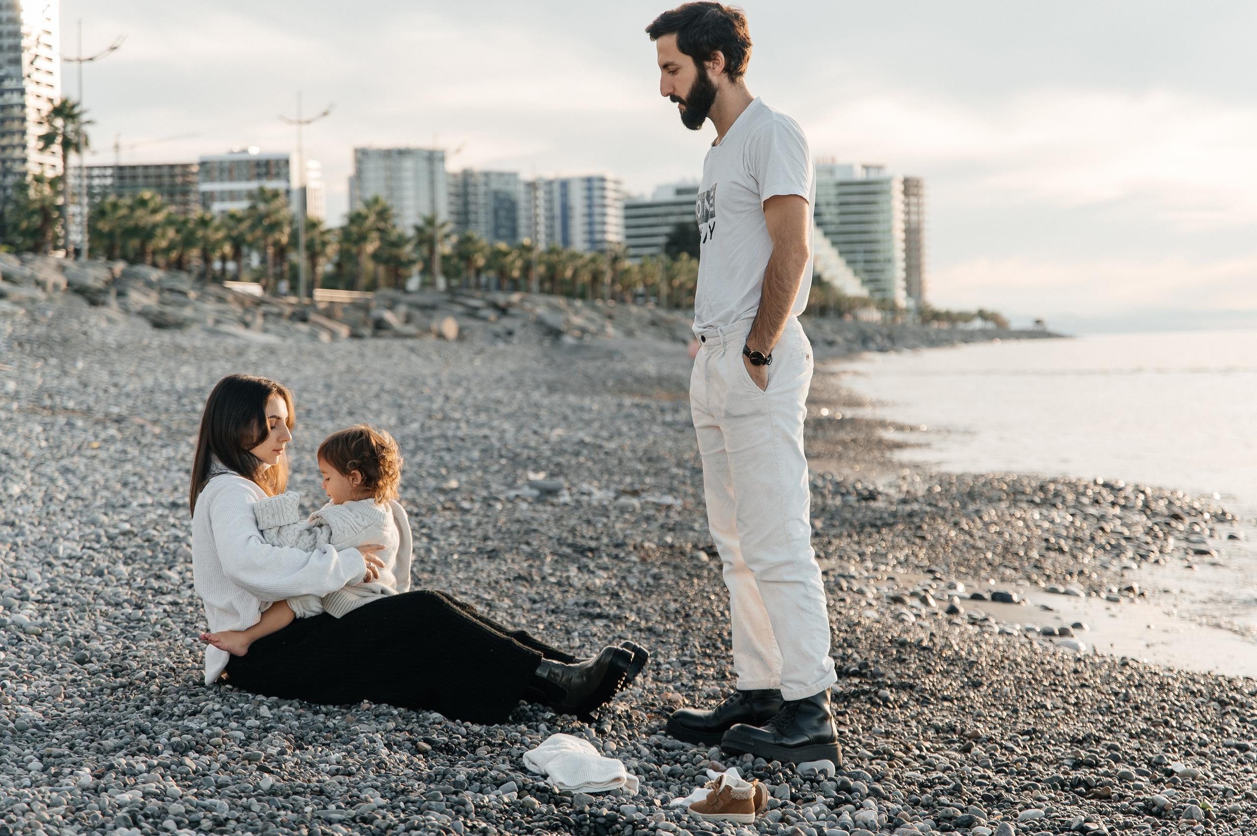 Family in Batumi. Wedding and family photographer in Dubai Vasilii Albul