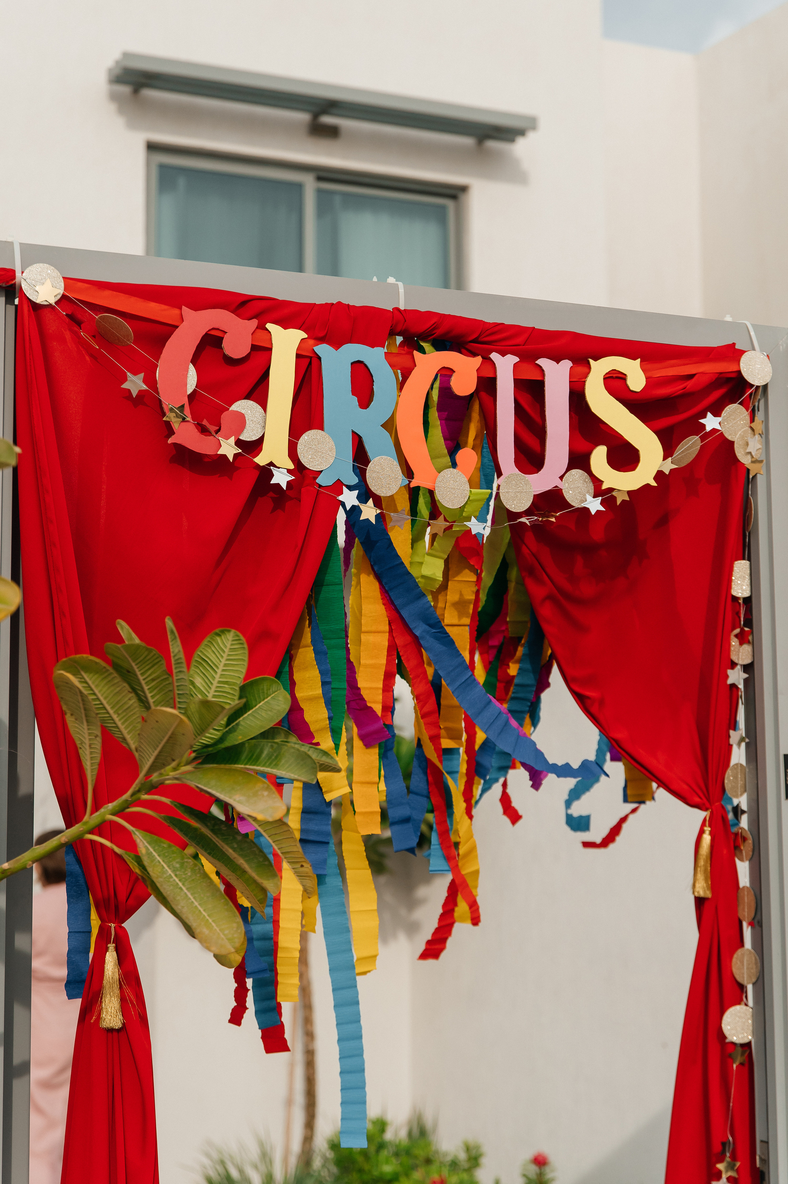 Levi’s birthday in Dubai. Wedding and family photographer in Dubai Vasilii Albul