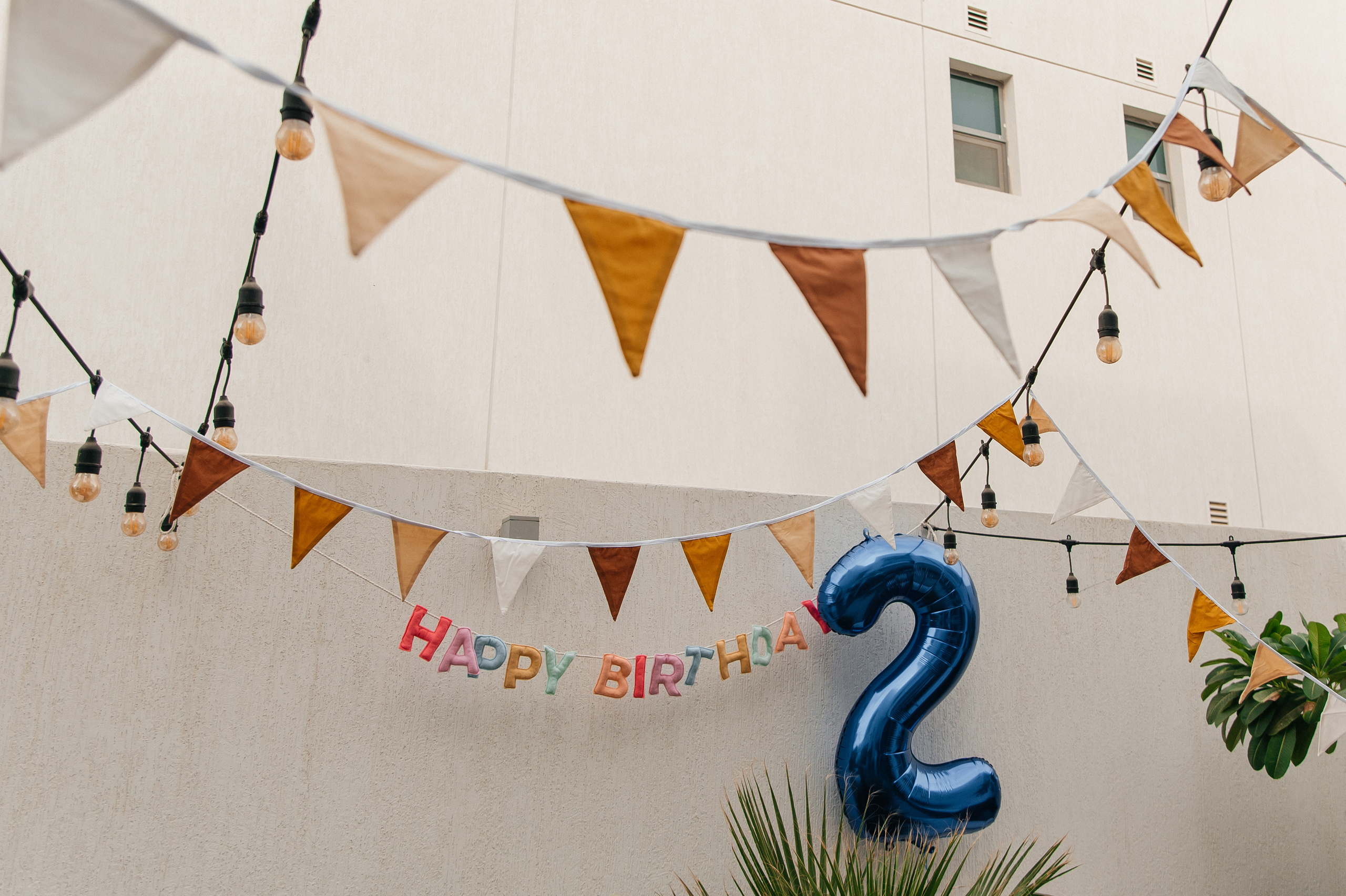 Levi’s birthday in Dubai. Wedding and family photographer in Dubai Vasilii Albul