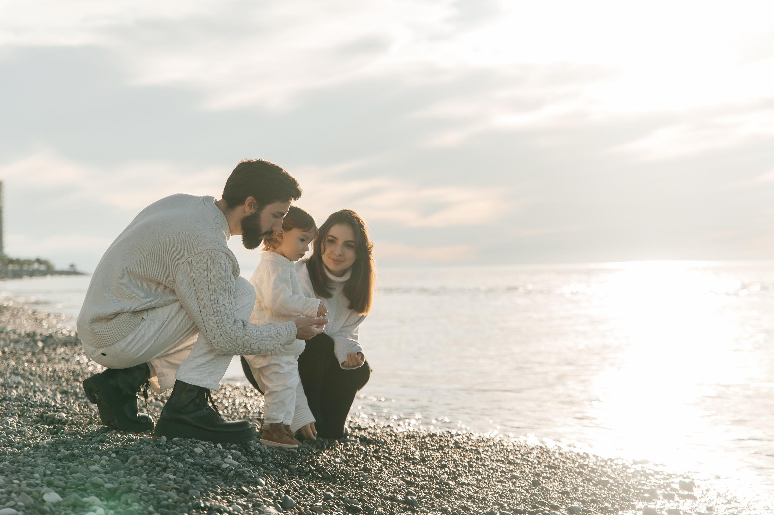 Family in Batumi. Wedding and family photographer in Dubai Vasilii Albul