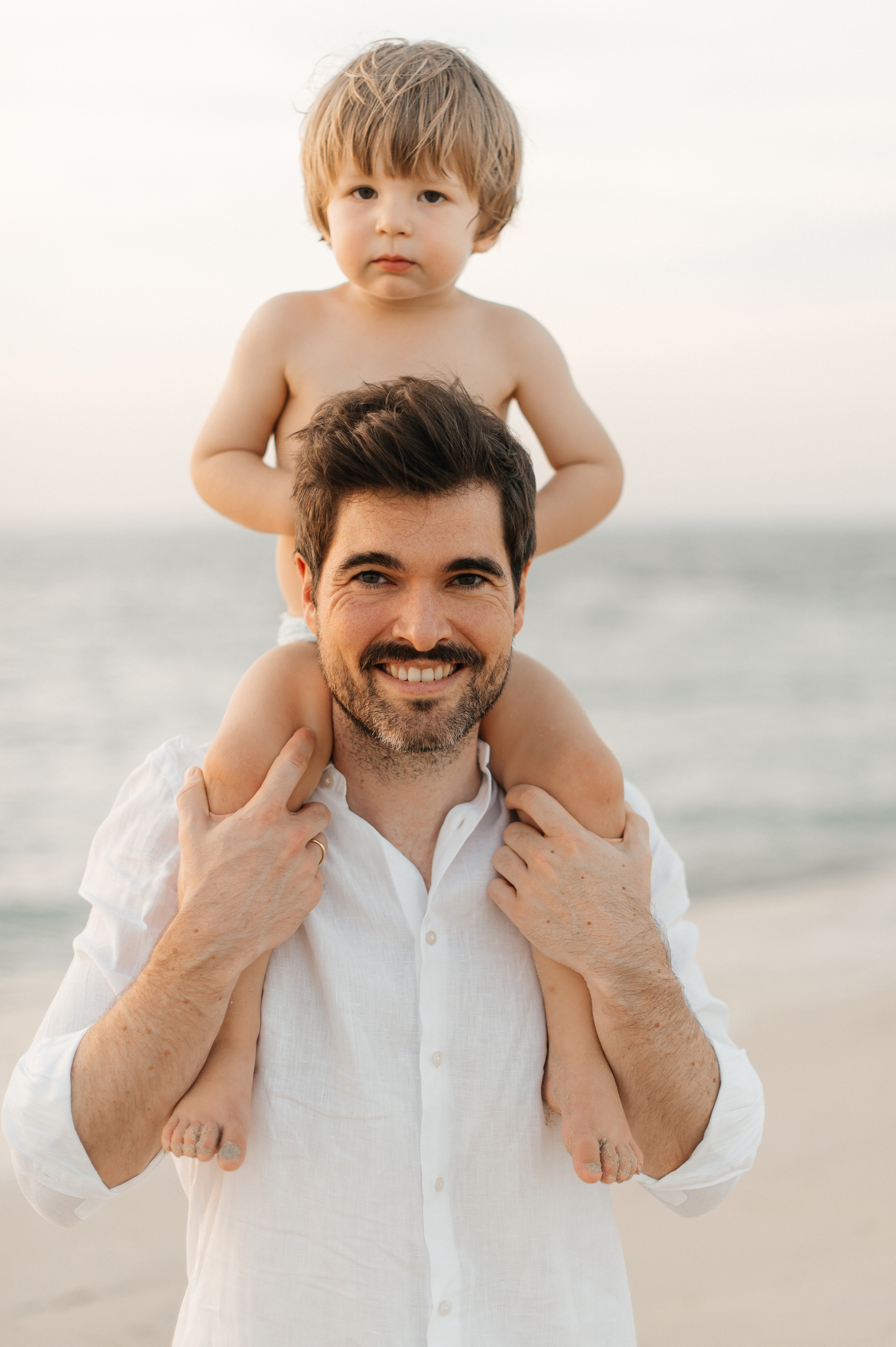 Sunset on the beach. Wedding and family photographer in Dubai Vasilii Albul