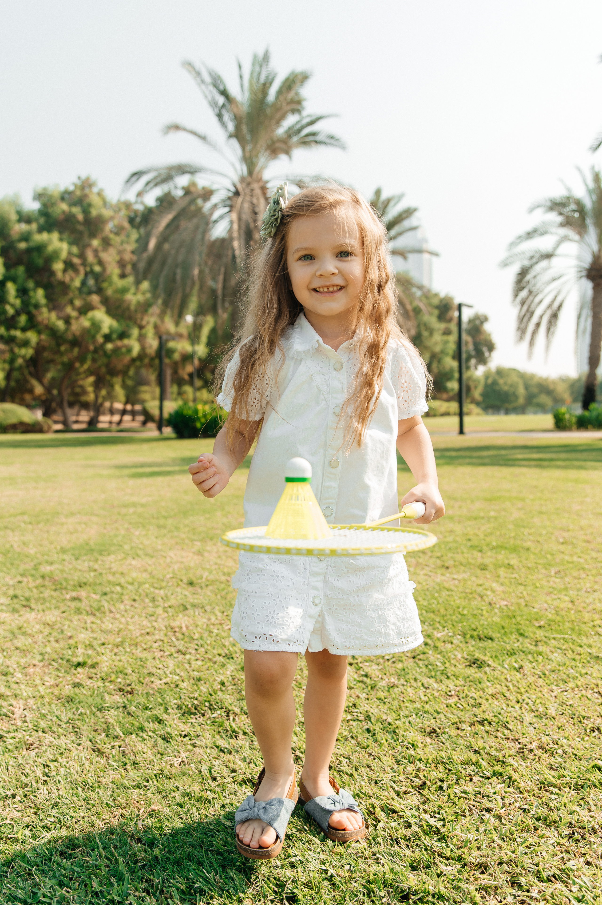 Family in Safa park. Wedding and family photographer in Dubai Vasilii Albul