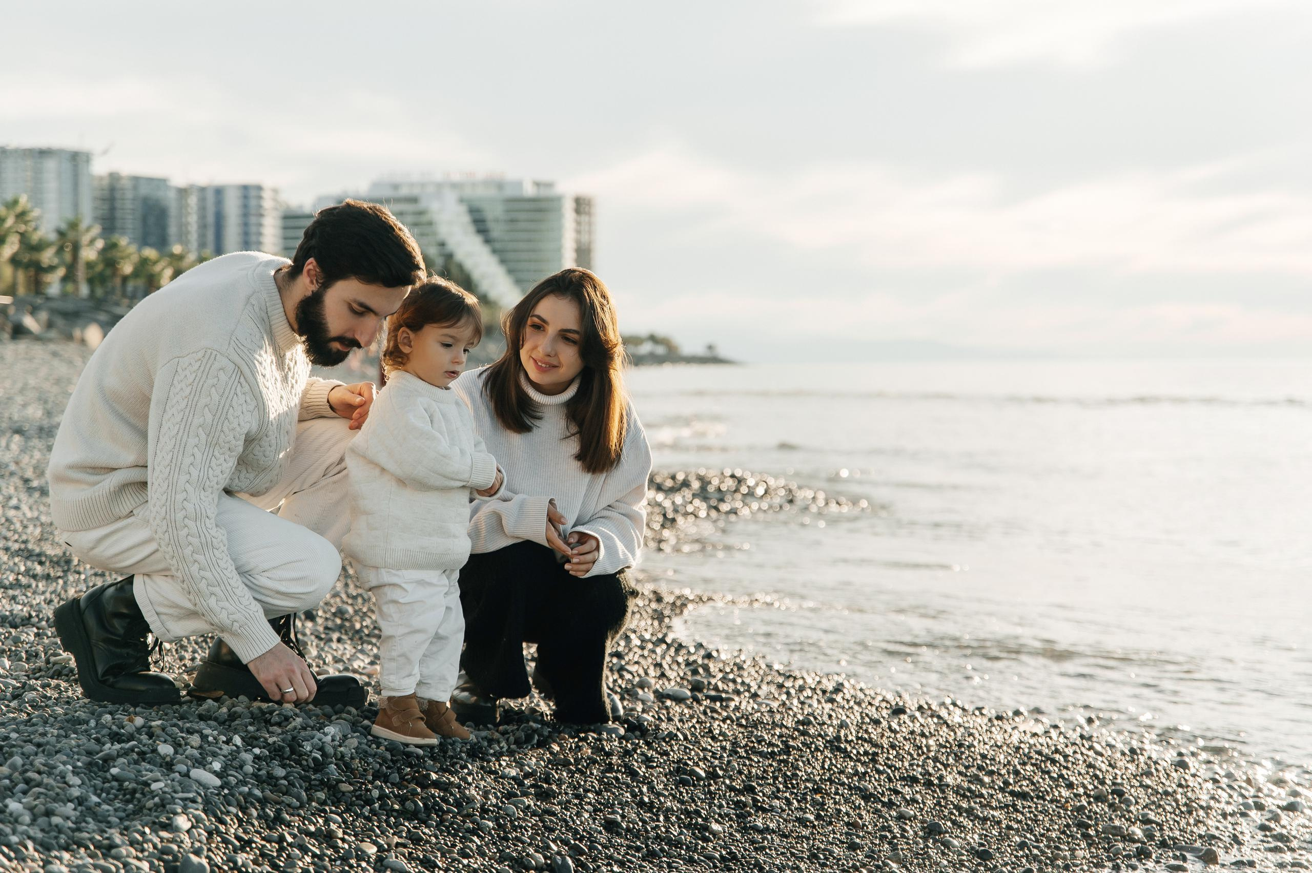 Family in Batumi. Wedding and family photographer in Dubai Vasilii Albul