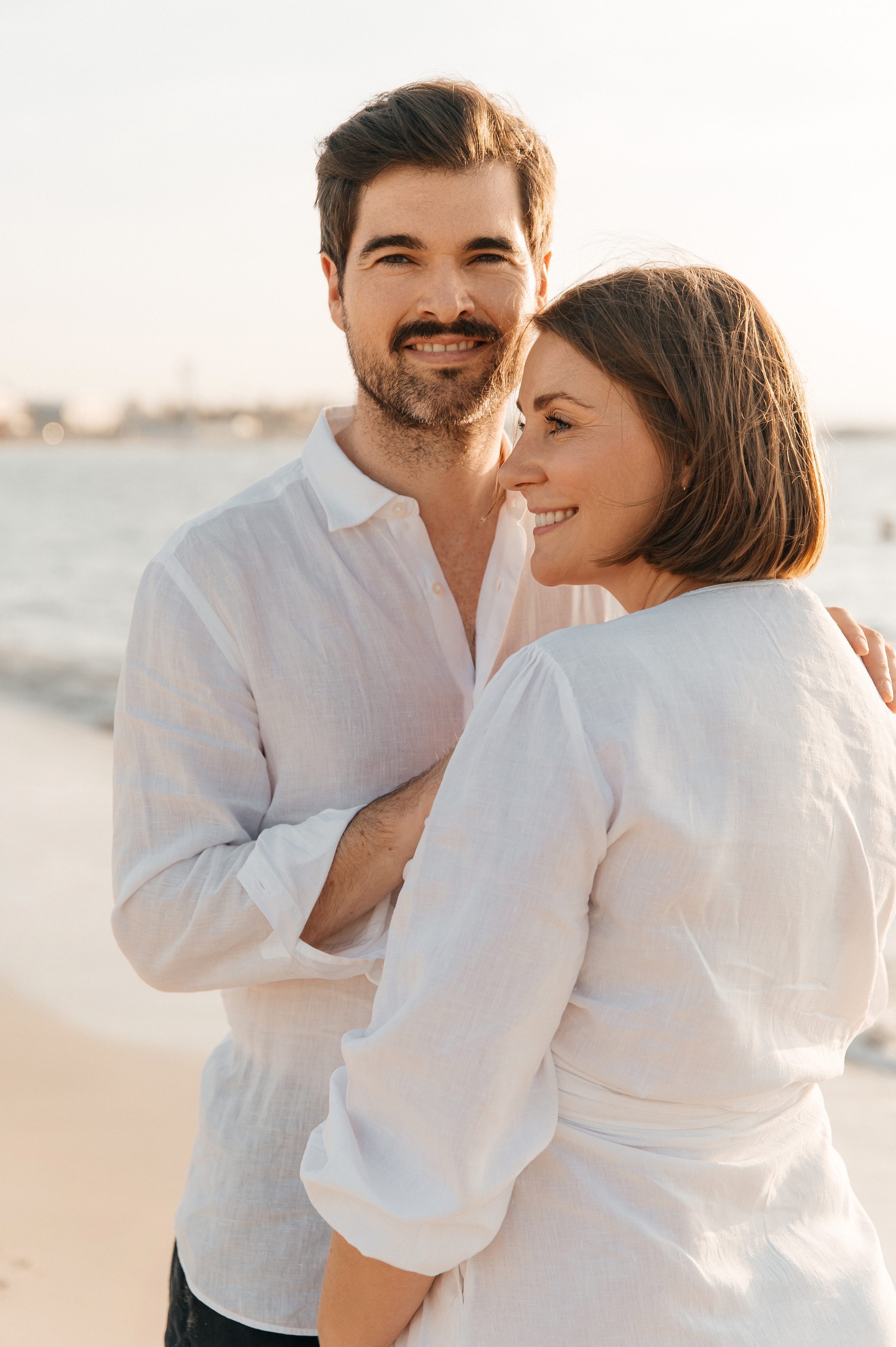 Sunset on the beach. Wedding and family photographer in Dubai Vasilii Albul