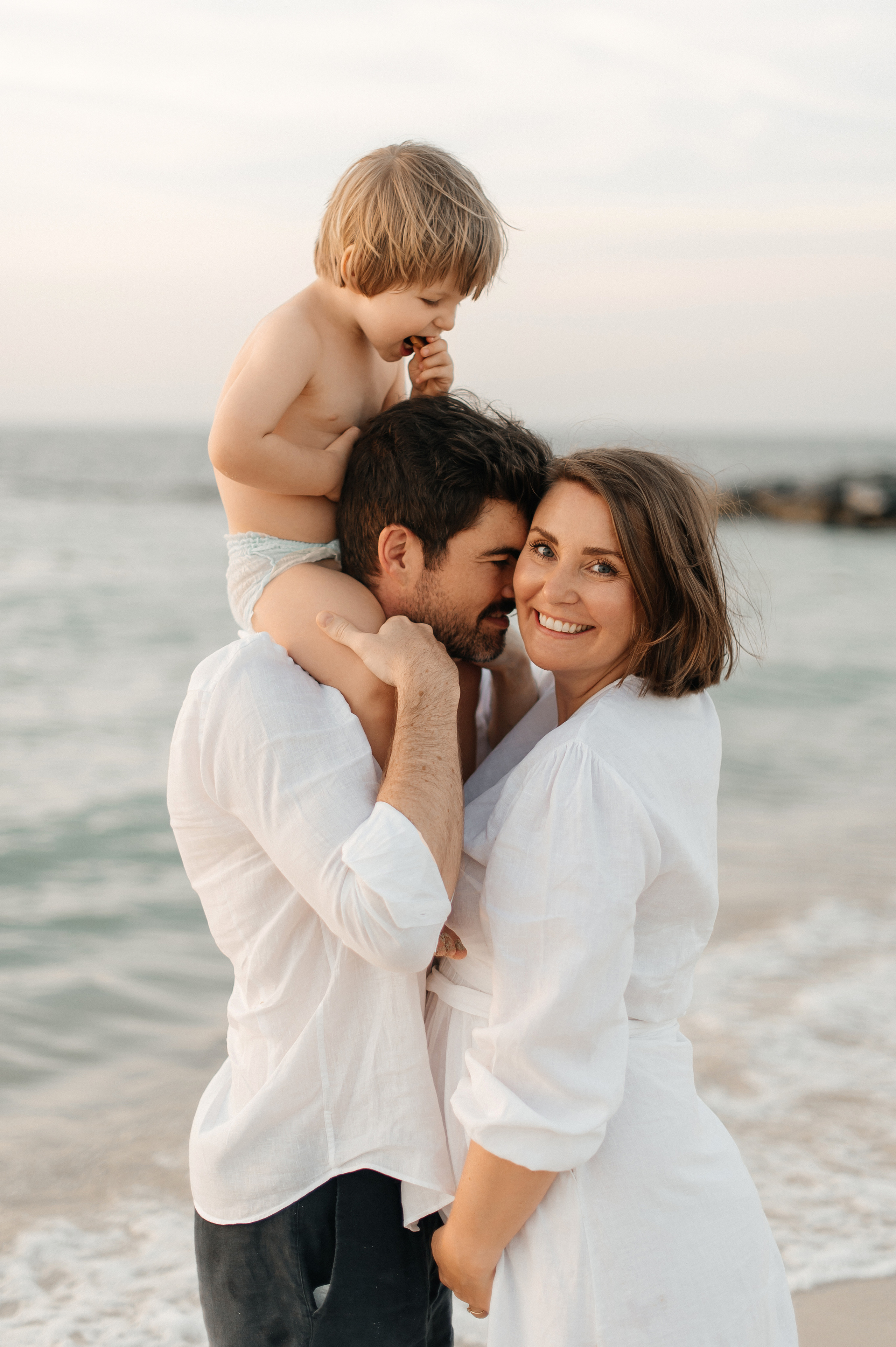 Sunset on the beach. Wedding and family photographer in Dubai Vasilii Albul