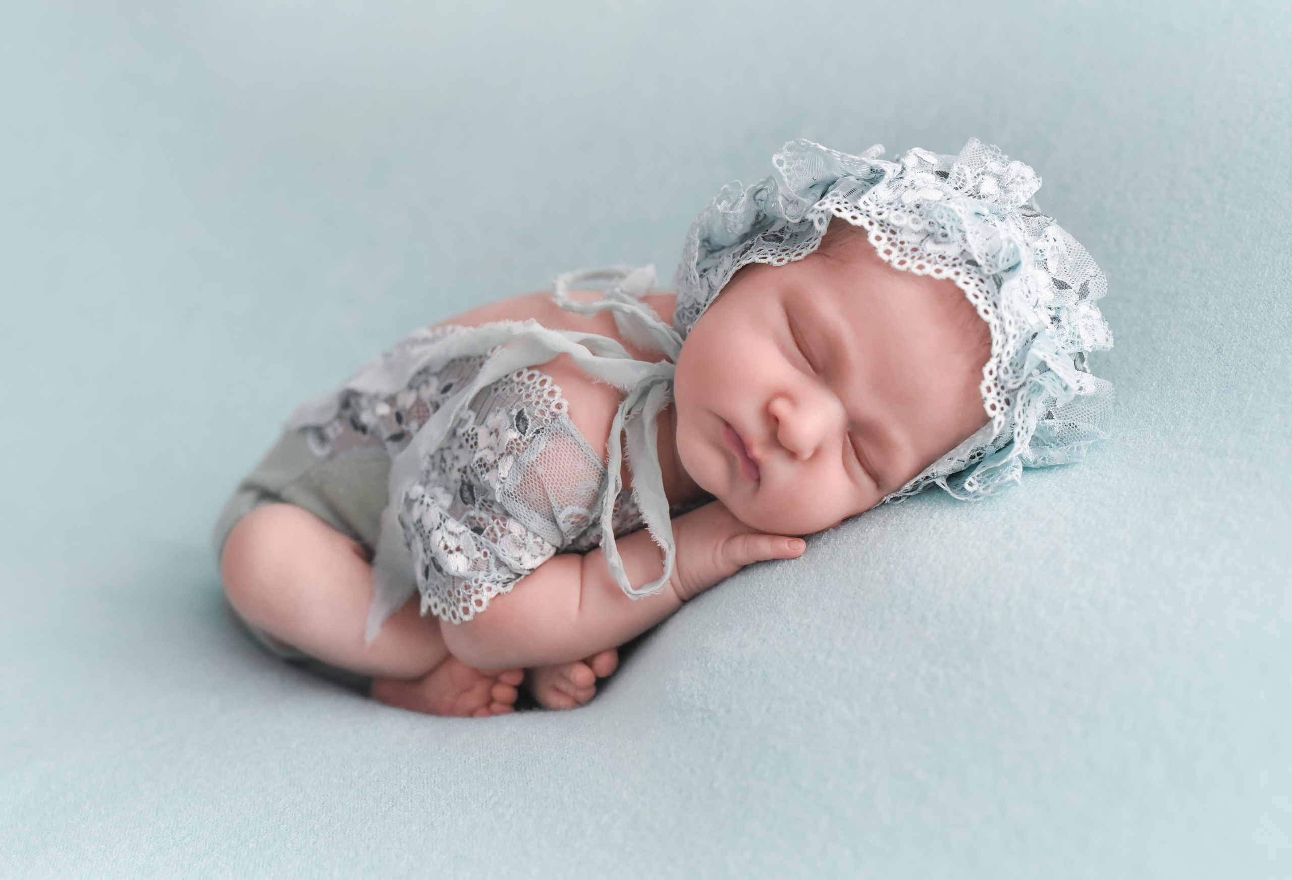 Новорожденные малыши. Детский и семейный Фотограф г. Красноярск