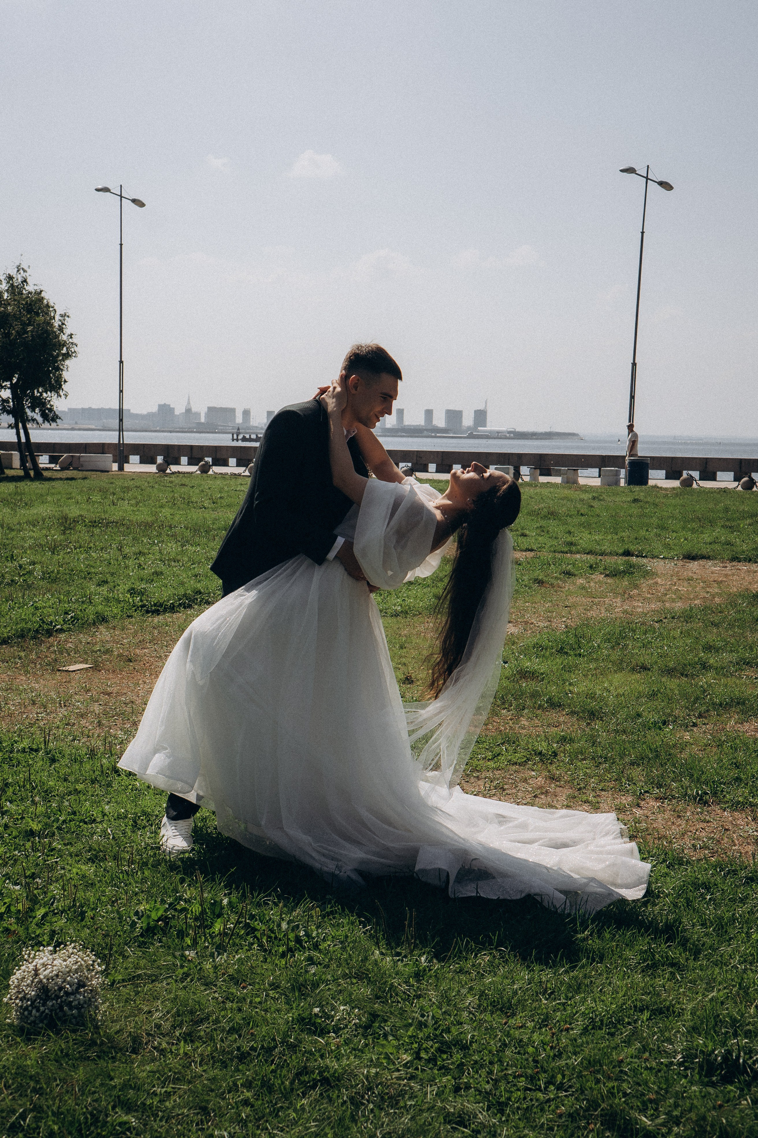 СВАДЕБНАЯ СЬЕМК В ПАРКЕ 300-ЛЕТИЯ. Профессиональный фотограф, Санкт-Петербург — Виктория Богомолова