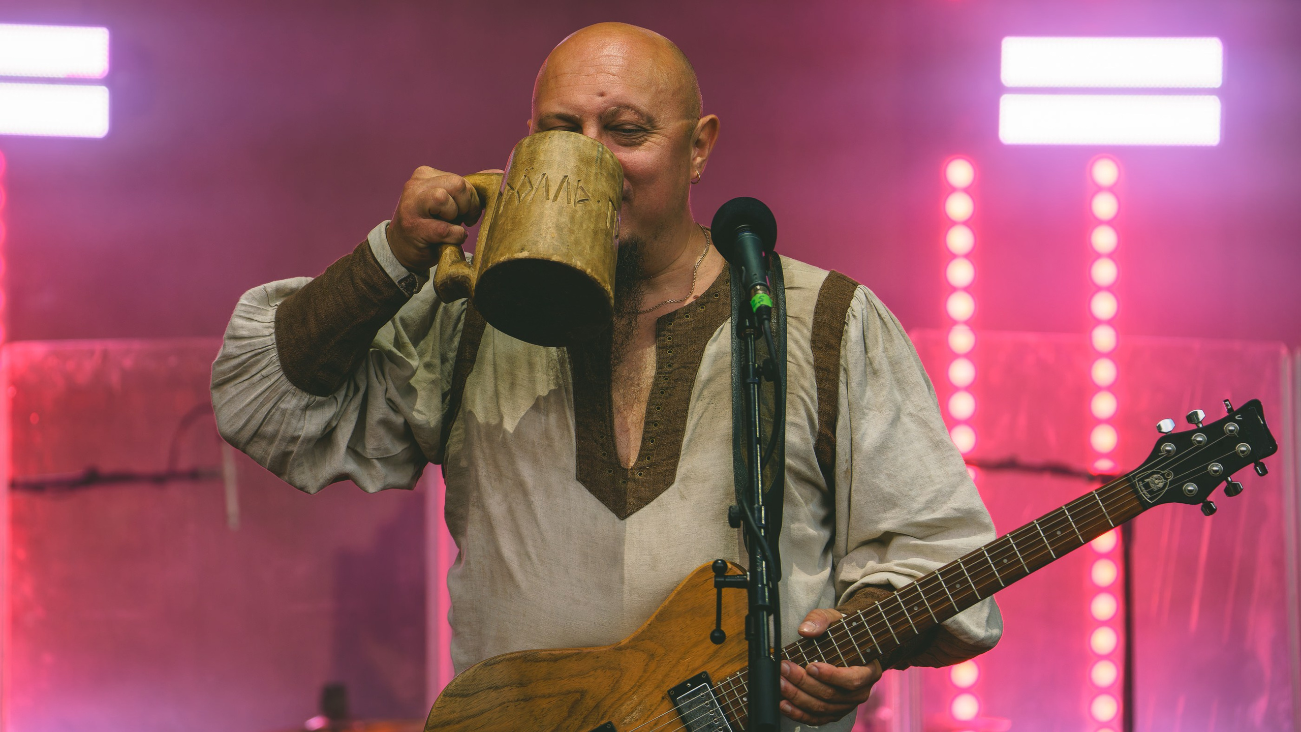 Тролль гнёт ель. Андрей Васильев. Фотограф, Санкт-Петербург, Российская Федерация