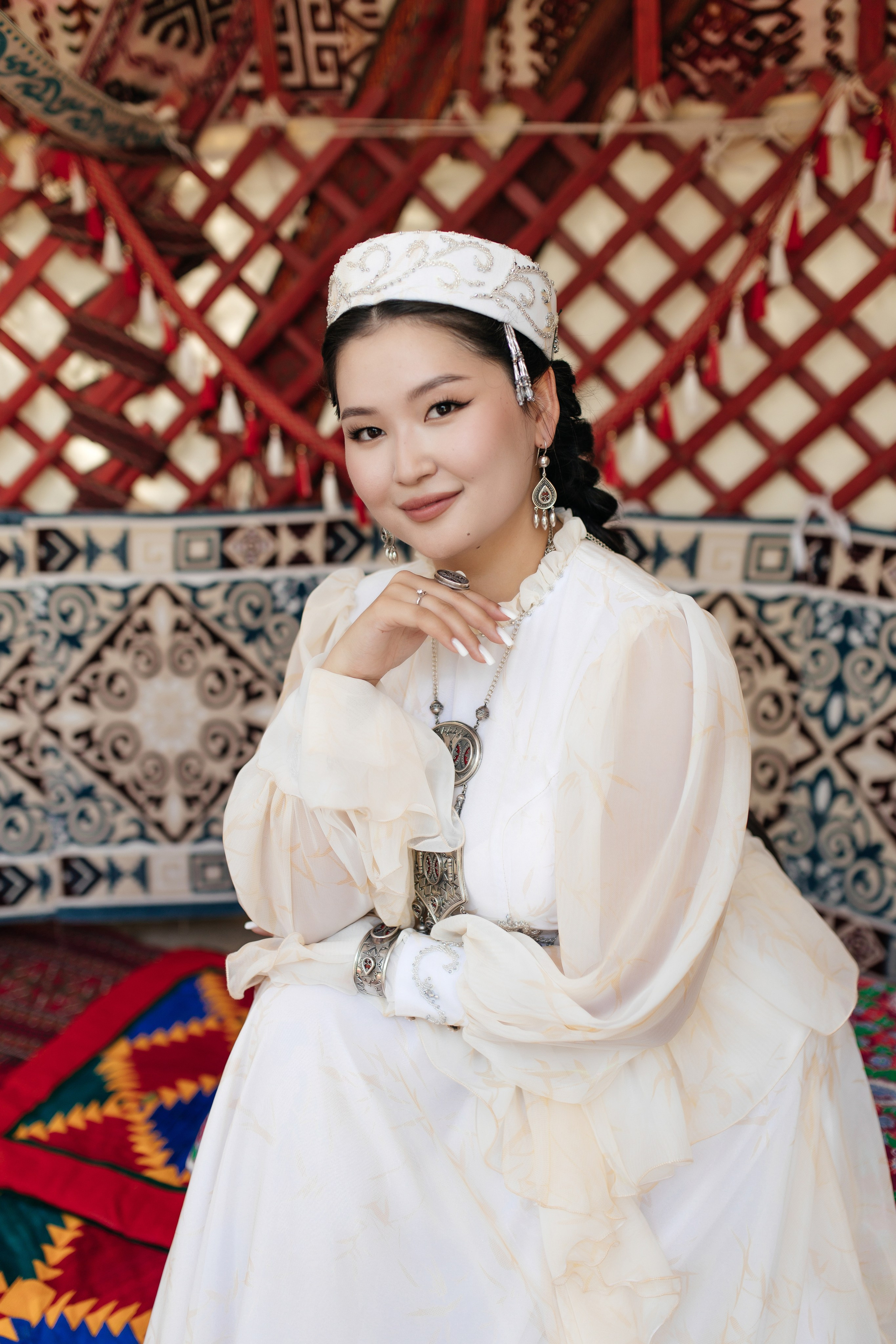 Aynur — syrğa salu. Wedding and Love story Photographer