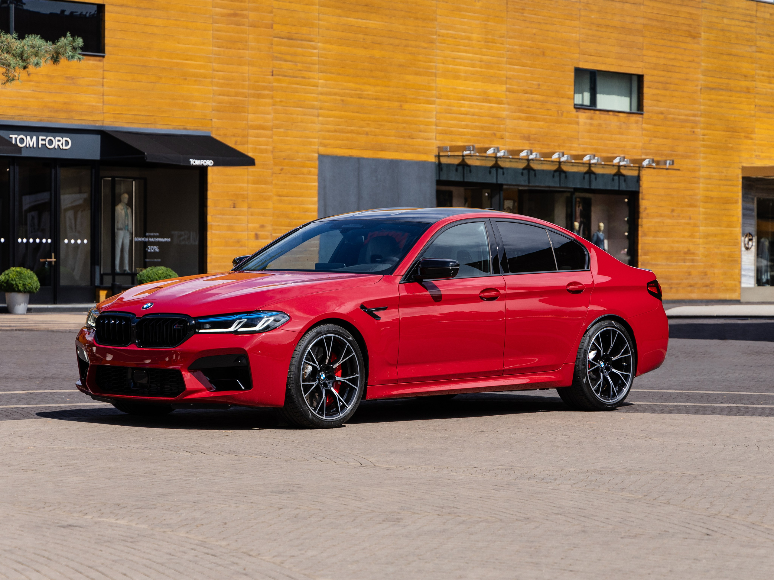 BMW M5 F90. Продюсер Оператор Фотограф Москва | borisprophoto