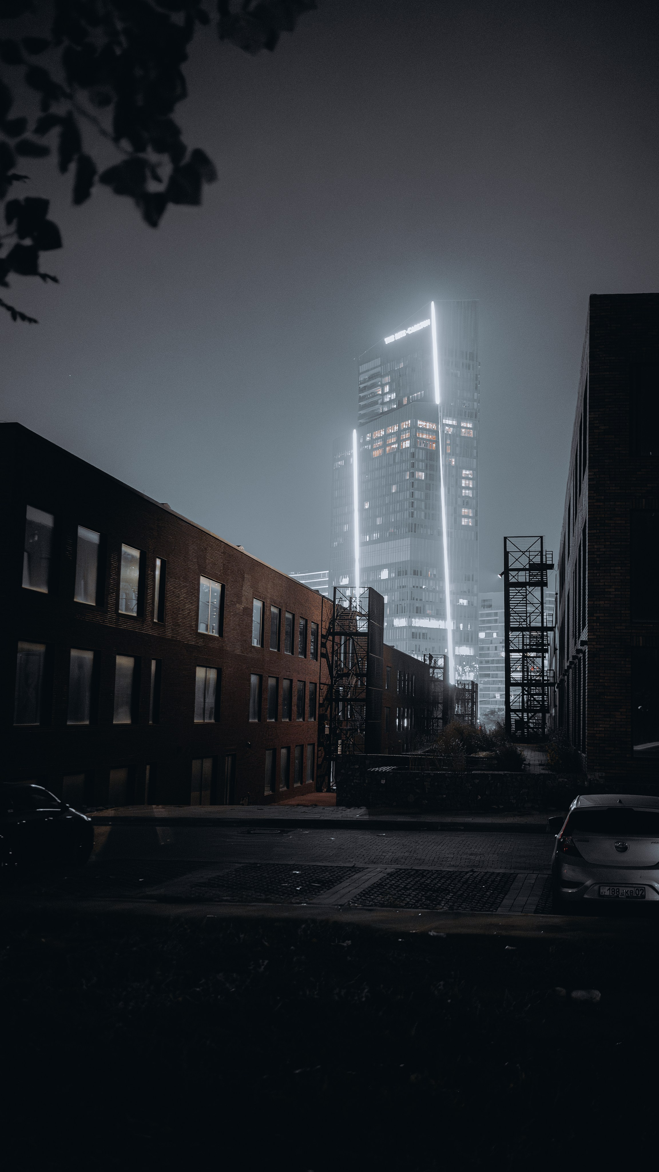 2024 — Night Street. Photographer in Almaty — Alexey Konkov | Reportage, Weddings, Portraits, Love Story