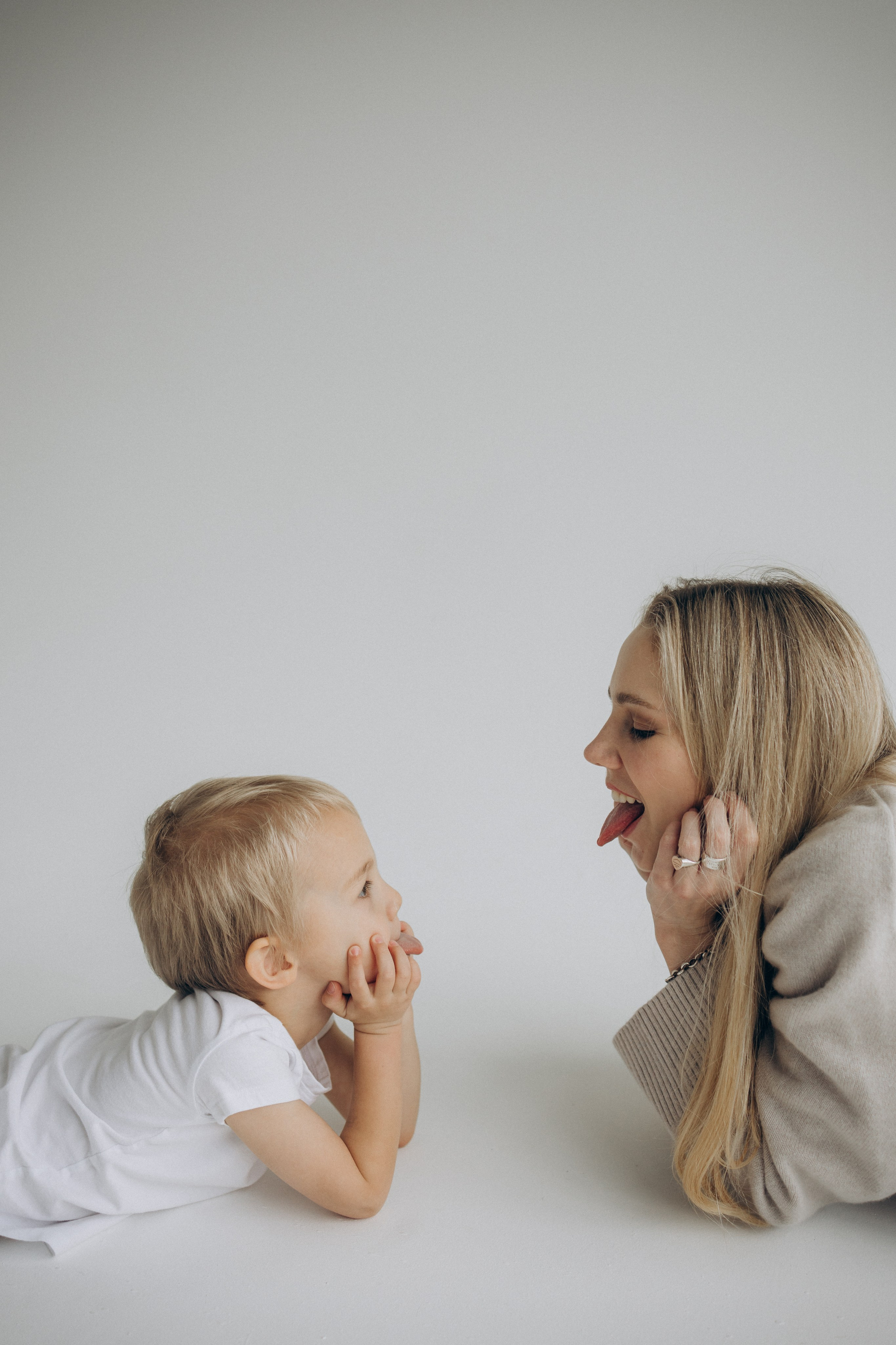 Семейная фотосессия Москва, семейный фотограф в Москве, семейная фотосессия, детский фотограф, семейная фотосессия в студии, семейная фотосессия с сыновьями
