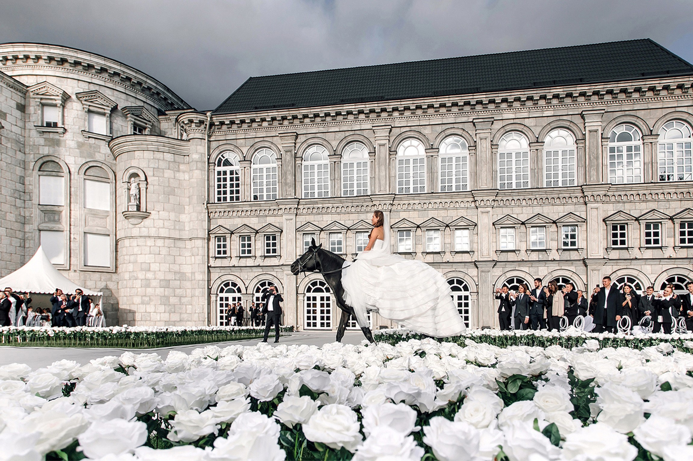 Саша и Маша. Любовь Чуляева — свадебный фотограф в Москве и Европе