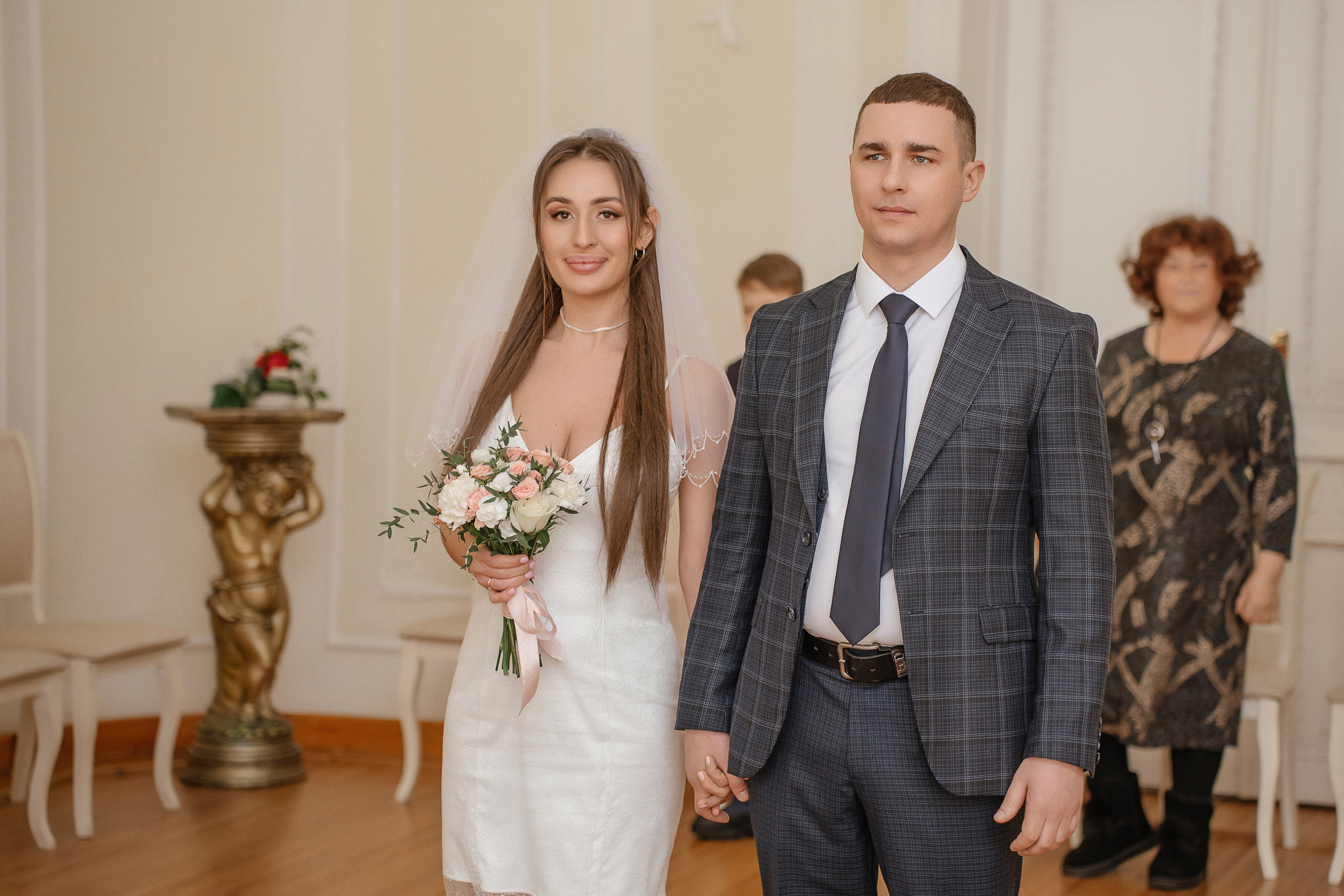 Фотосессия молодожёнов в Красноярске. Свадебный и семейный фотограф в Красноярске Наталья Дроздова