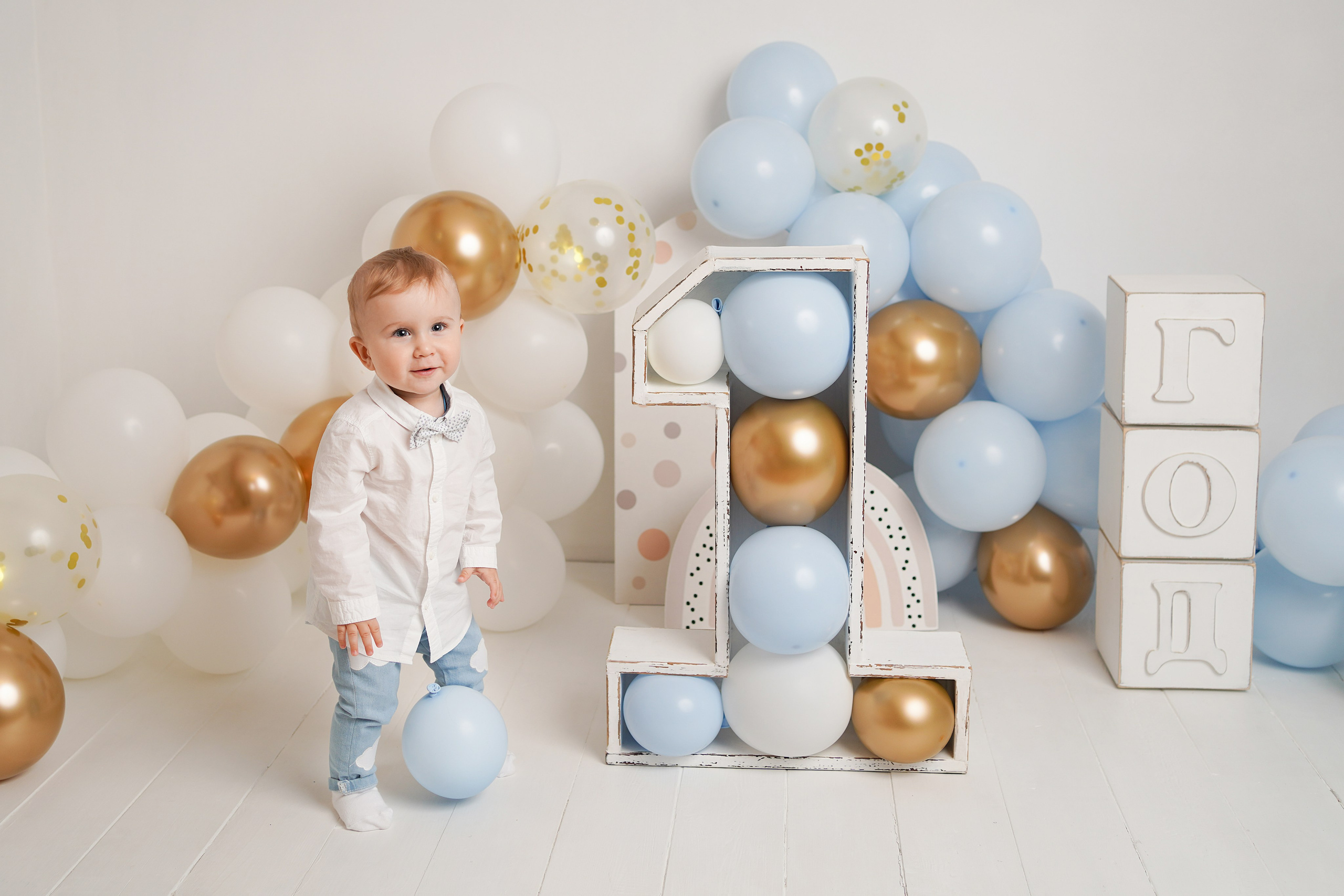 Детская фотосессия Первый год в студии для Ромы. Детский фотограф и фотограф новорожденных в Калининград Оксана Иваний