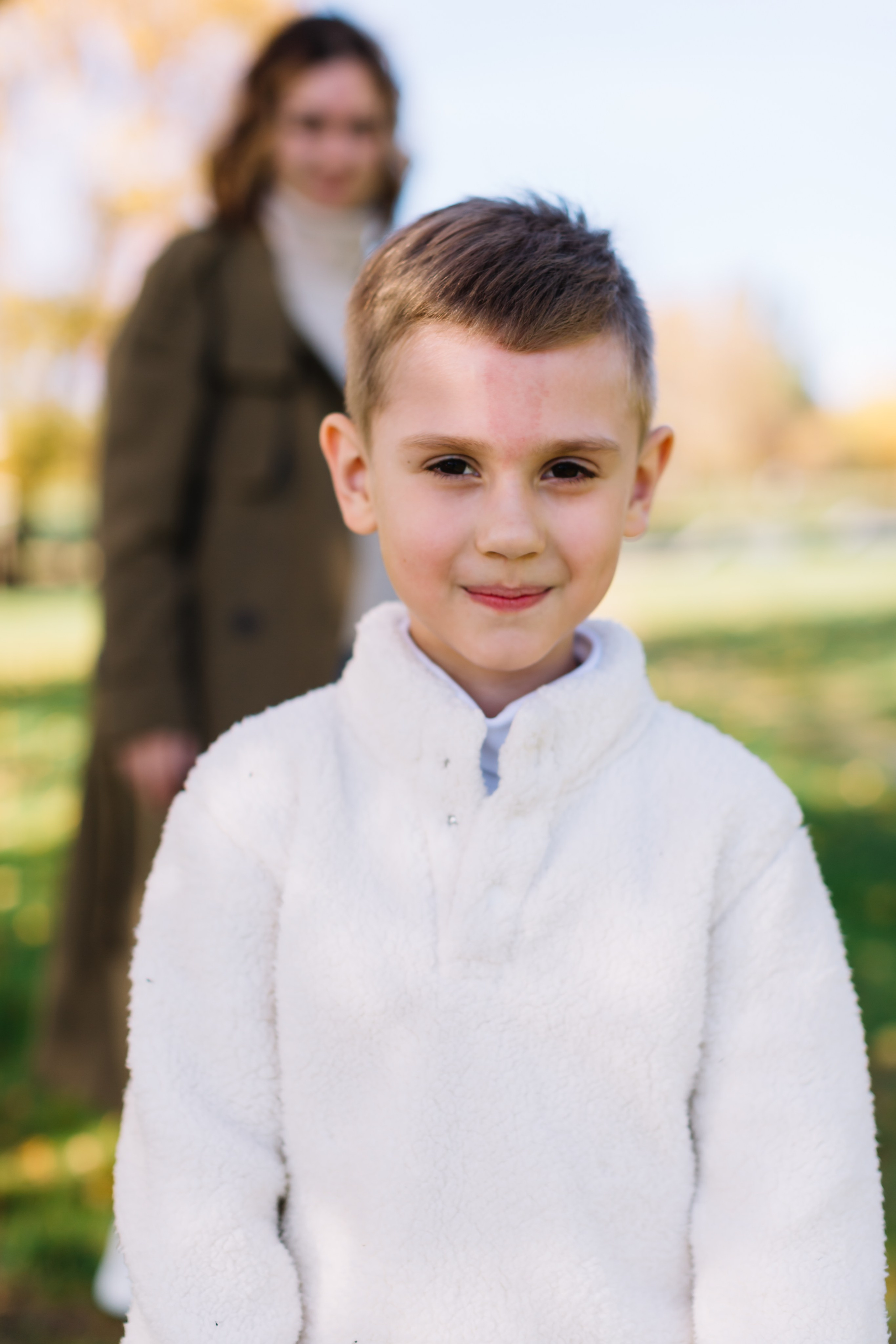 алёна малахова фотограф новосибирск семейный детский домашняя фотосессия в новосибирске день рождения репортажная съёмка фотосессия с лошадьми на конюшне деревня алтай  на природе фотосессия в детском саду мама и сын предложение руки и сердца идея  помолвка фотосессия берег закат детский день рождения годик торт аниматор лофт игровая продолжение следует prodoljenie_sleduet_  корпоратив тимбилдинг первоклашка линейка  контент  бизнес портрет оперный новат франция берет весна девушка мама и дочь мать и дитя