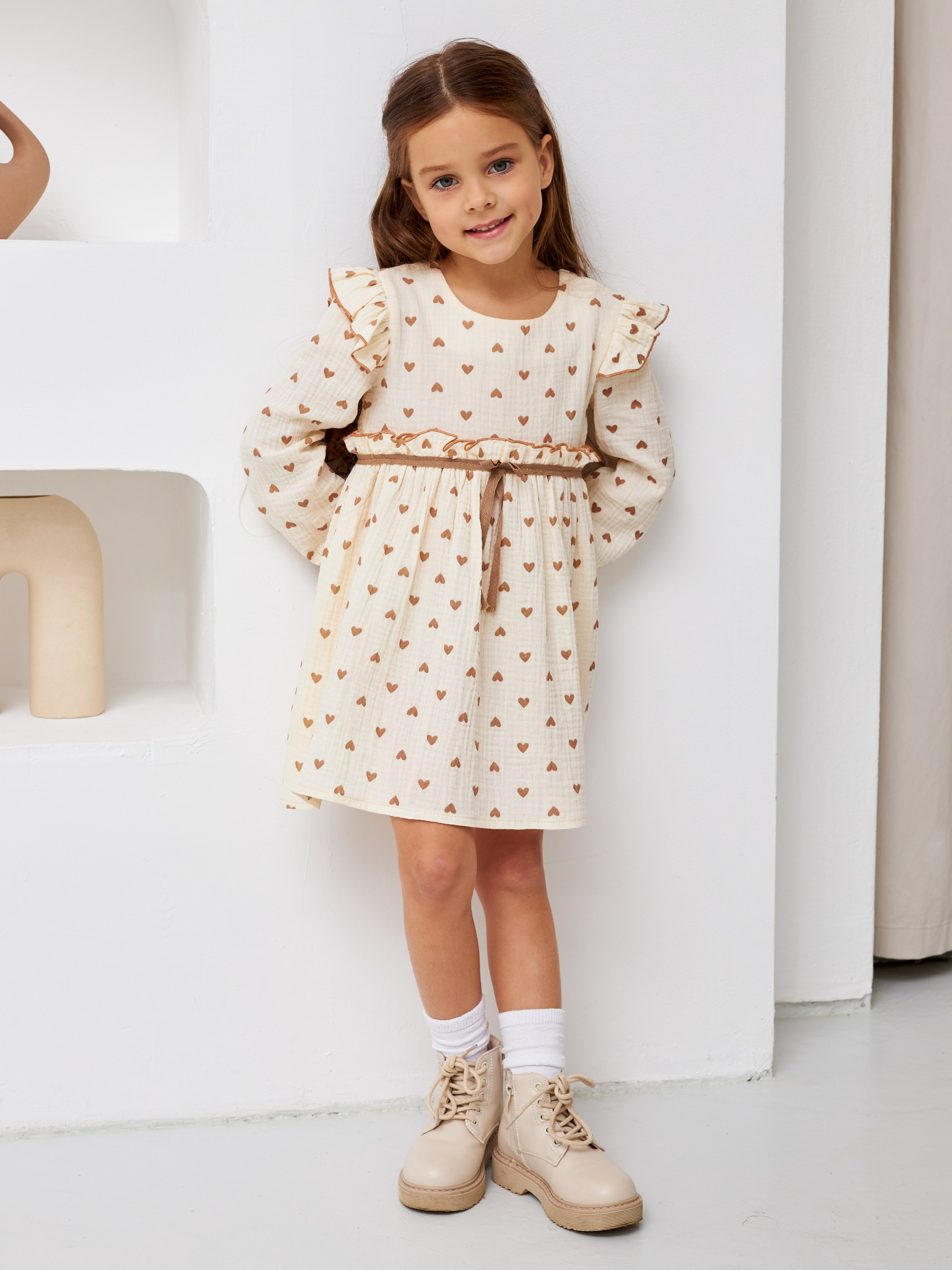 Фотосъемка платьев для девочек Екатеринбург Wildberries ВБ Ozon Озон фотосессия детей Екб заказать цена фотосъемка товара WB детское платье. Фотограф Екатеринбург Анастасия Жерновская | Маркетплейсы и нейрофото