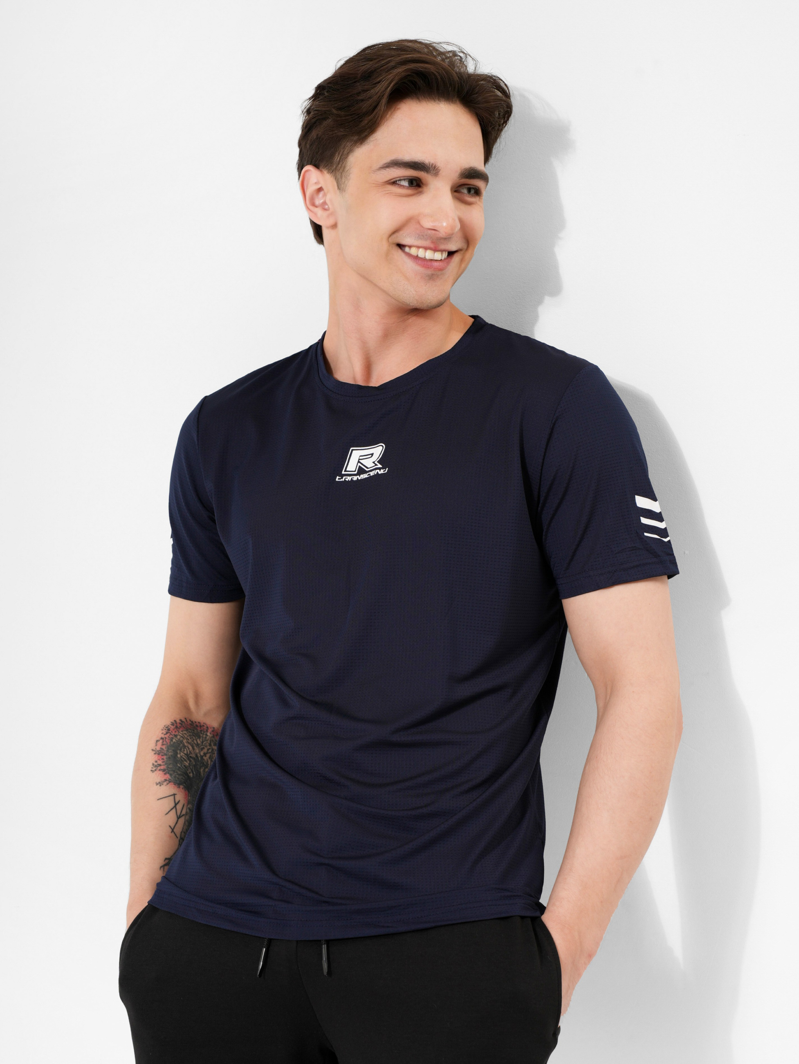 Олег. ТМ Продакшн — Съемка для маркетплейсов в Москве