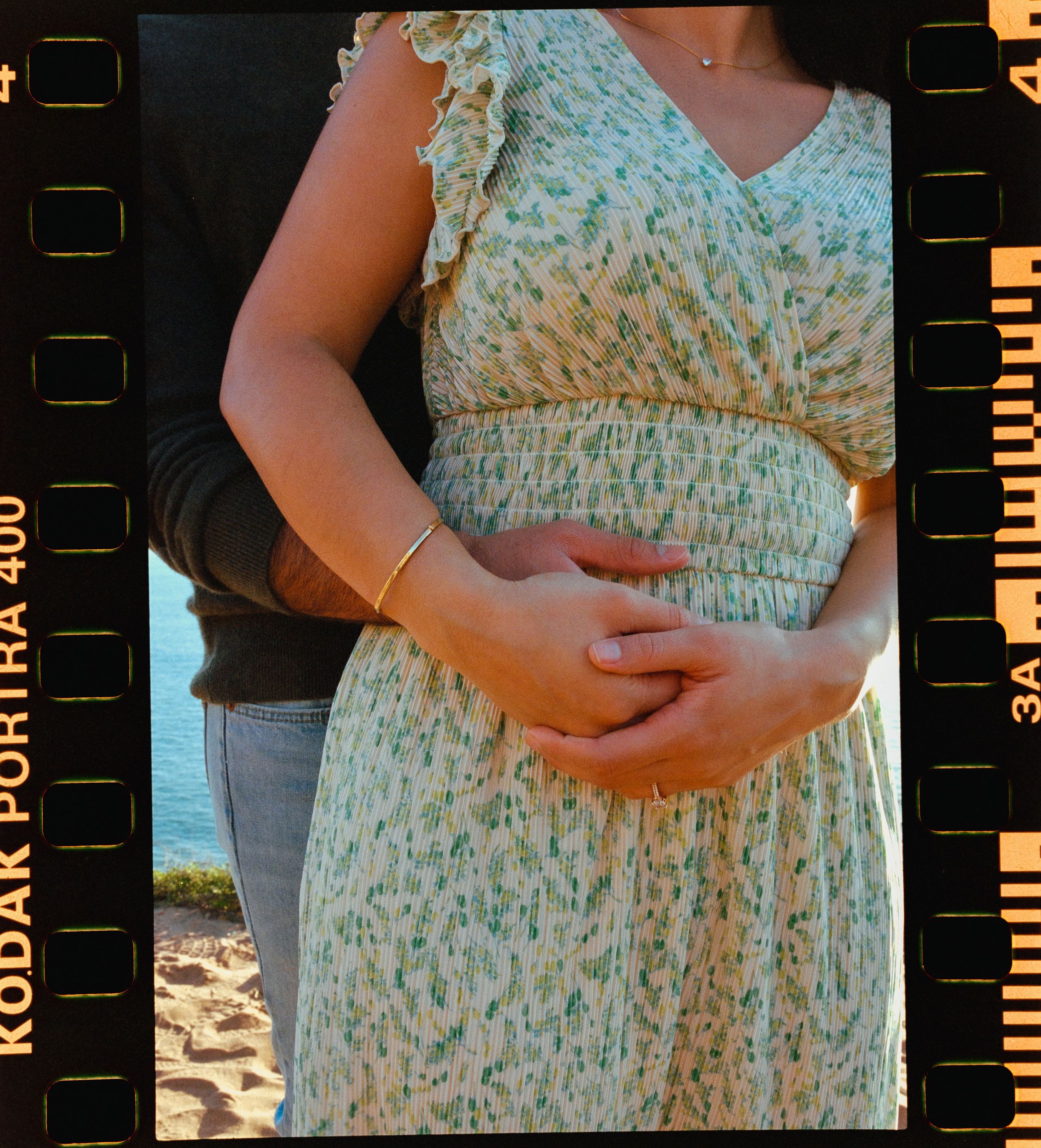 Maternity. Film photographer in Los Angeles Anastasiya Pankova