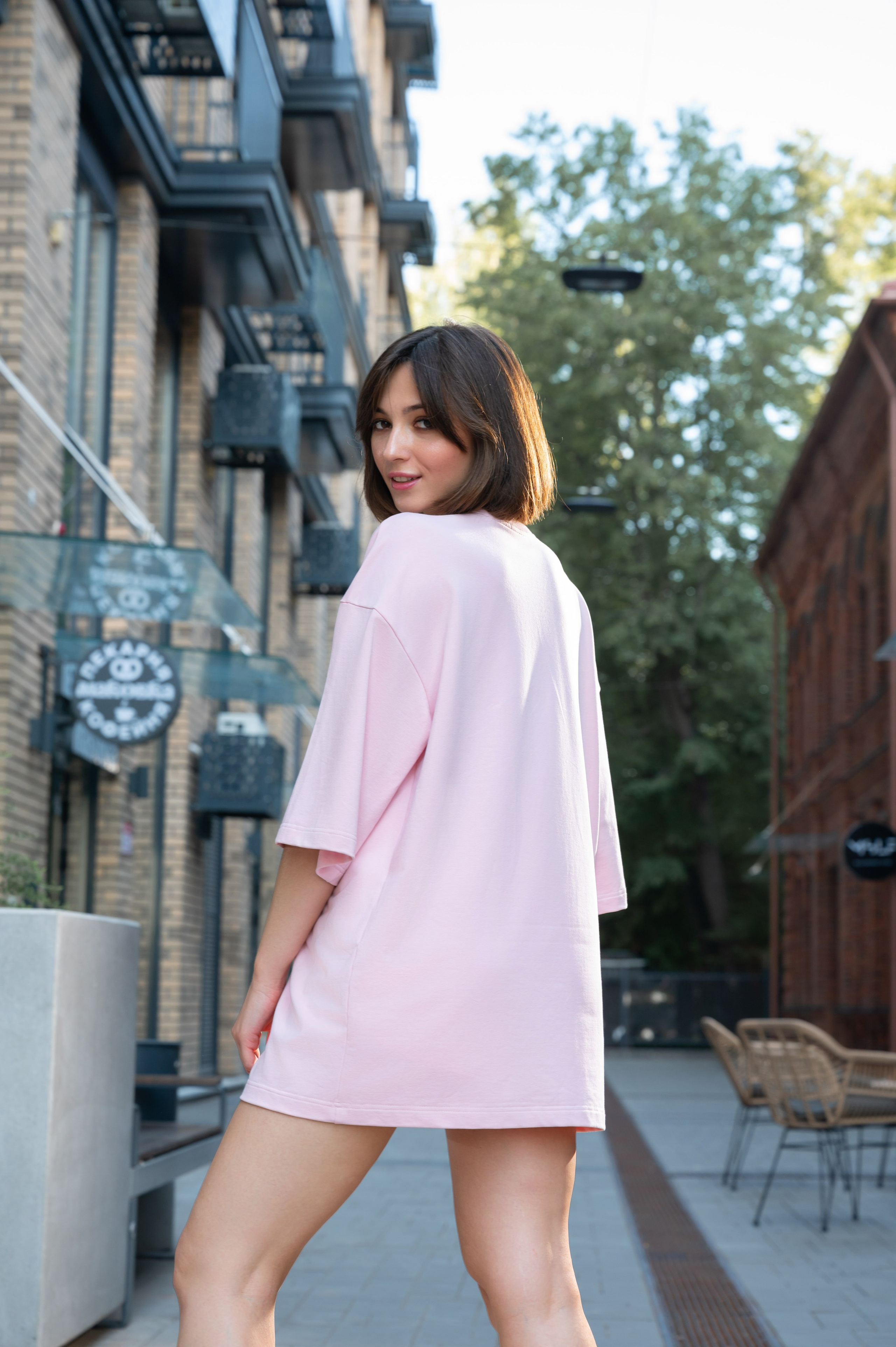 Каталог Девушки. Студия рекламной и предметной съемки товаров WELKO Studio